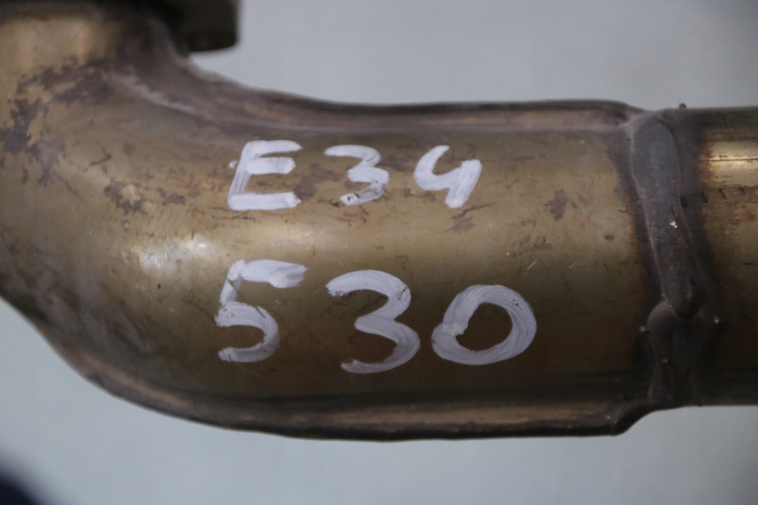 BMW E34 530i pipe exhaust manifold right