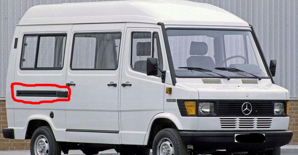 NAROŻNIK TYŁ LEWY MERCEDES RAMA KACZKA T1 207-410 Producent części Inny