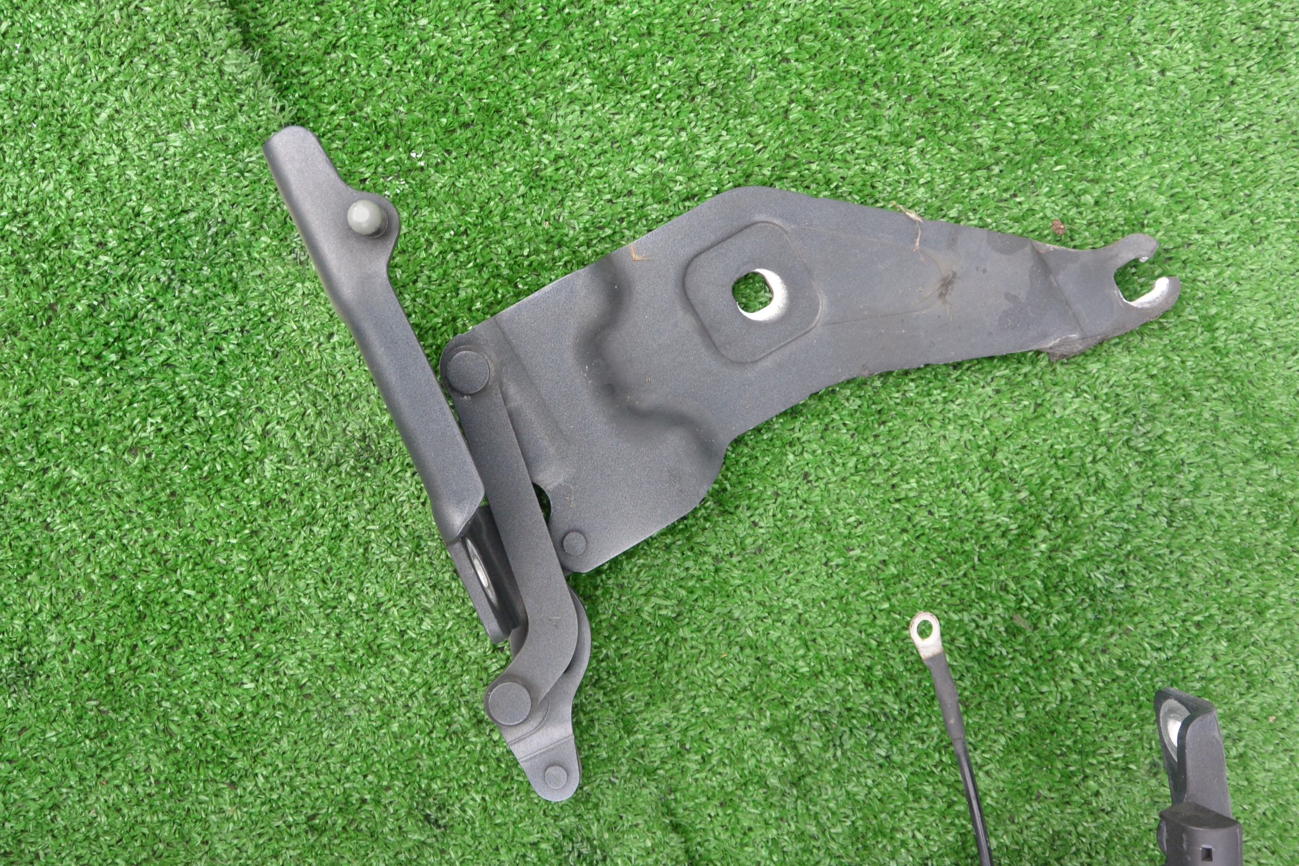 hinge bonnets right left BMW X5 X6 E70 E71 KPL