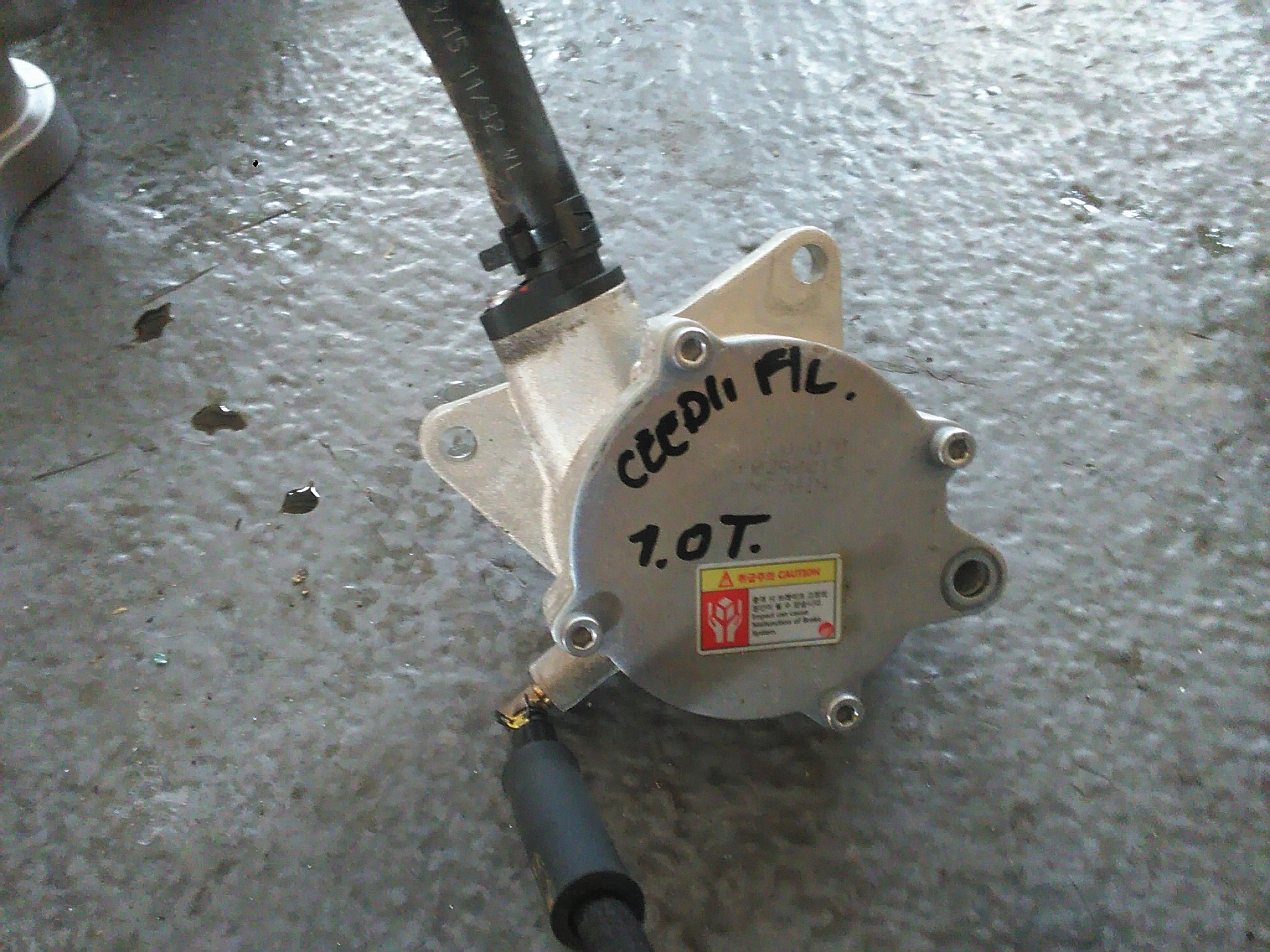 1.0T - KIA CEED II LIFT 2015-18 1.0 T-GDI ВАКУУМНЫЙ НАСОС