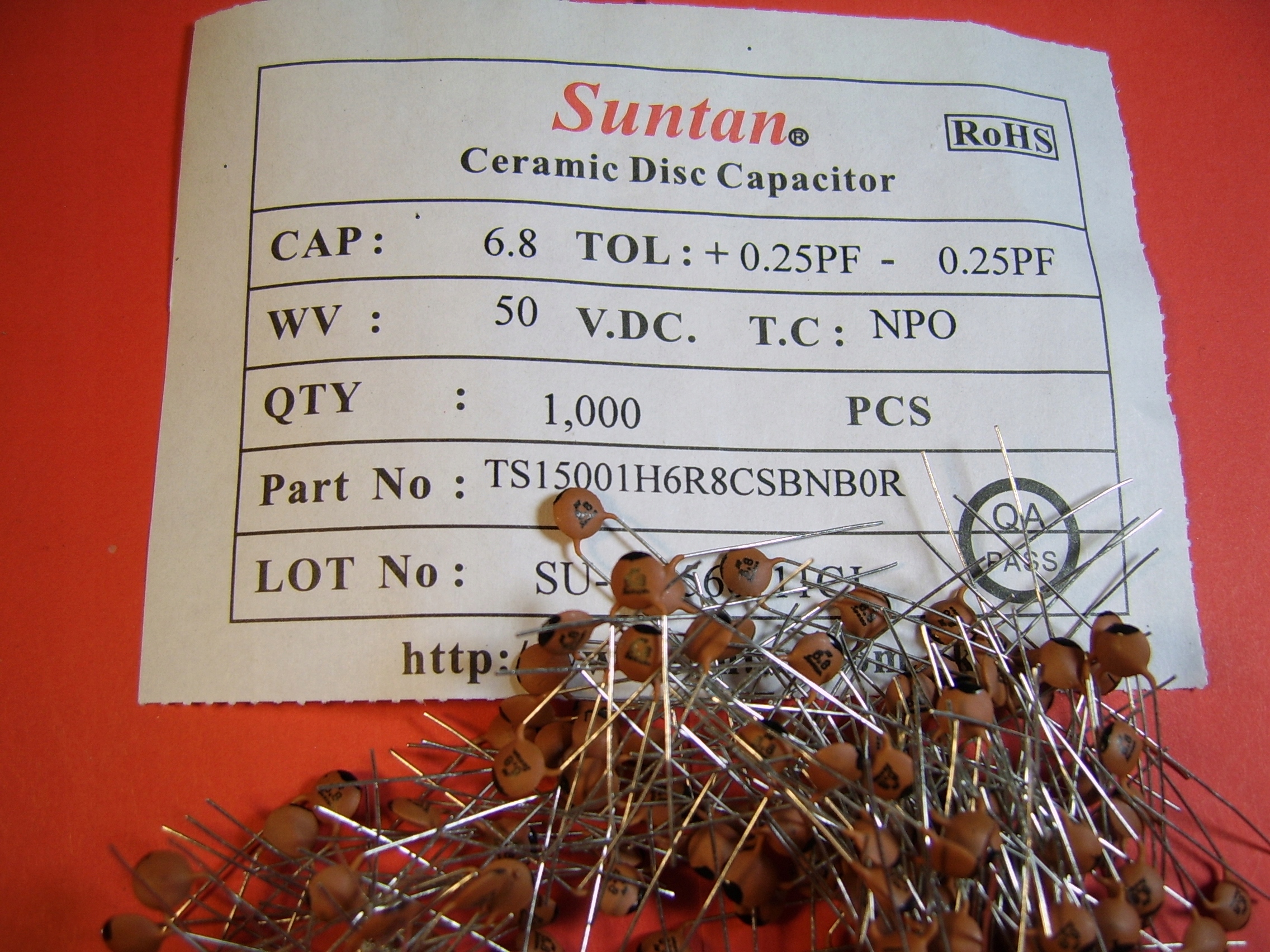 100x 6.8pF 50V +/-0.25pF NP0 kond. ceramiczny Tht