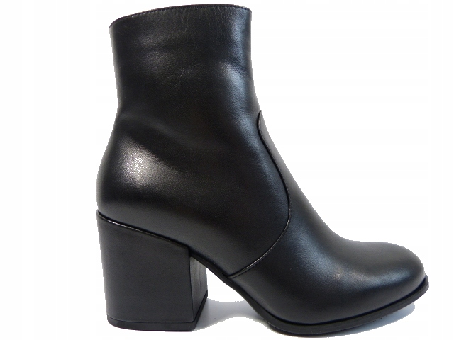 Černé kožené kotníkové boty sala 37 na pohodlném podpatku
