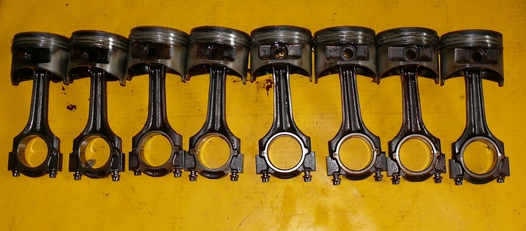 TŁOK KORBA KORBOWÓD MERCEDES W140 5.0 S500 S-KLASA 91-94