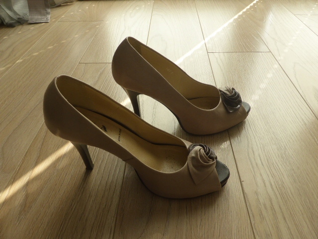 ELEGANCKIE WIZYTOWE ŚLUBNE BUTY OBCAS SZPILKA R.37