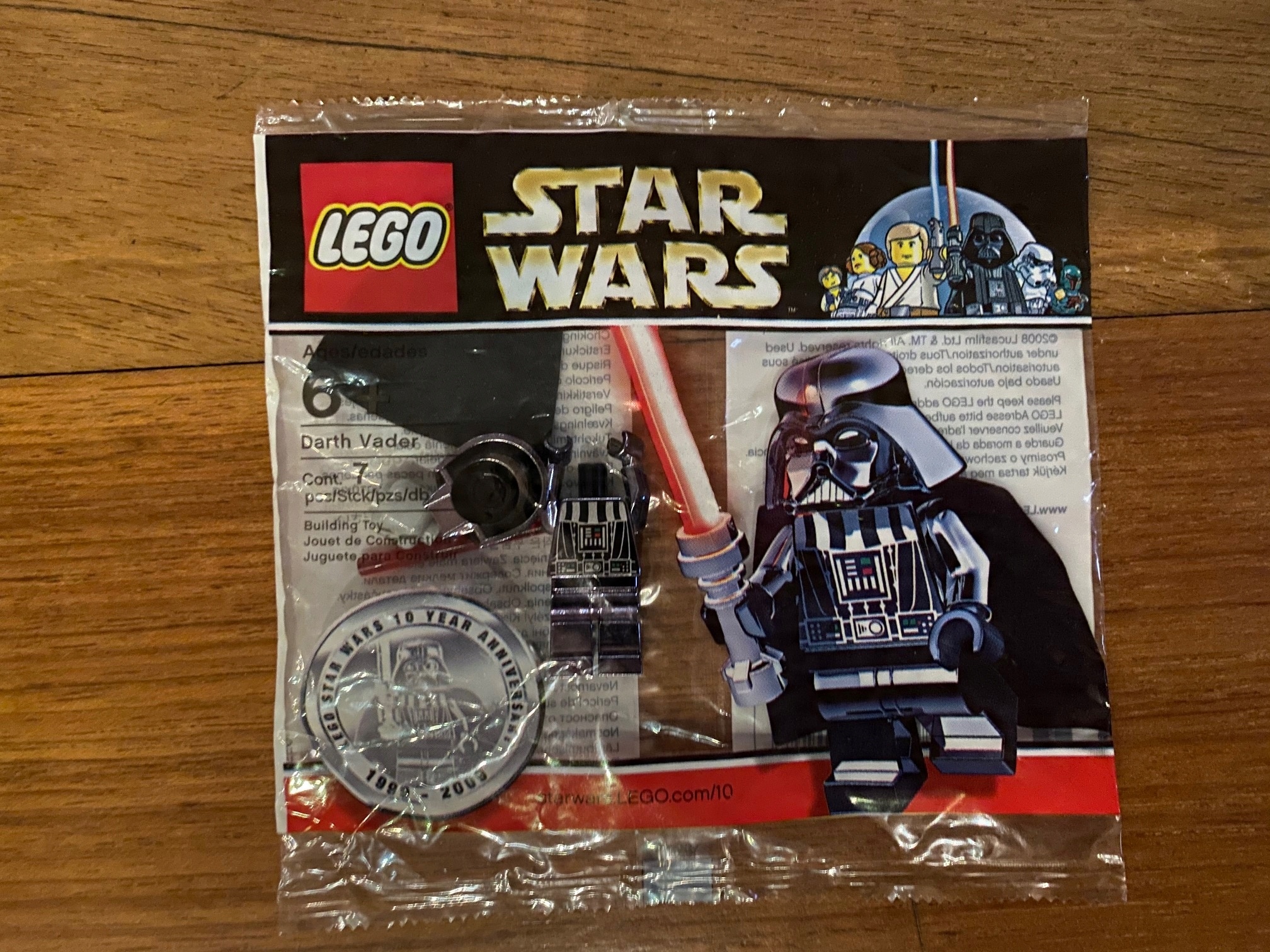 CHROMA 3940 Star Wars Darth Vader Die Cutz Decal