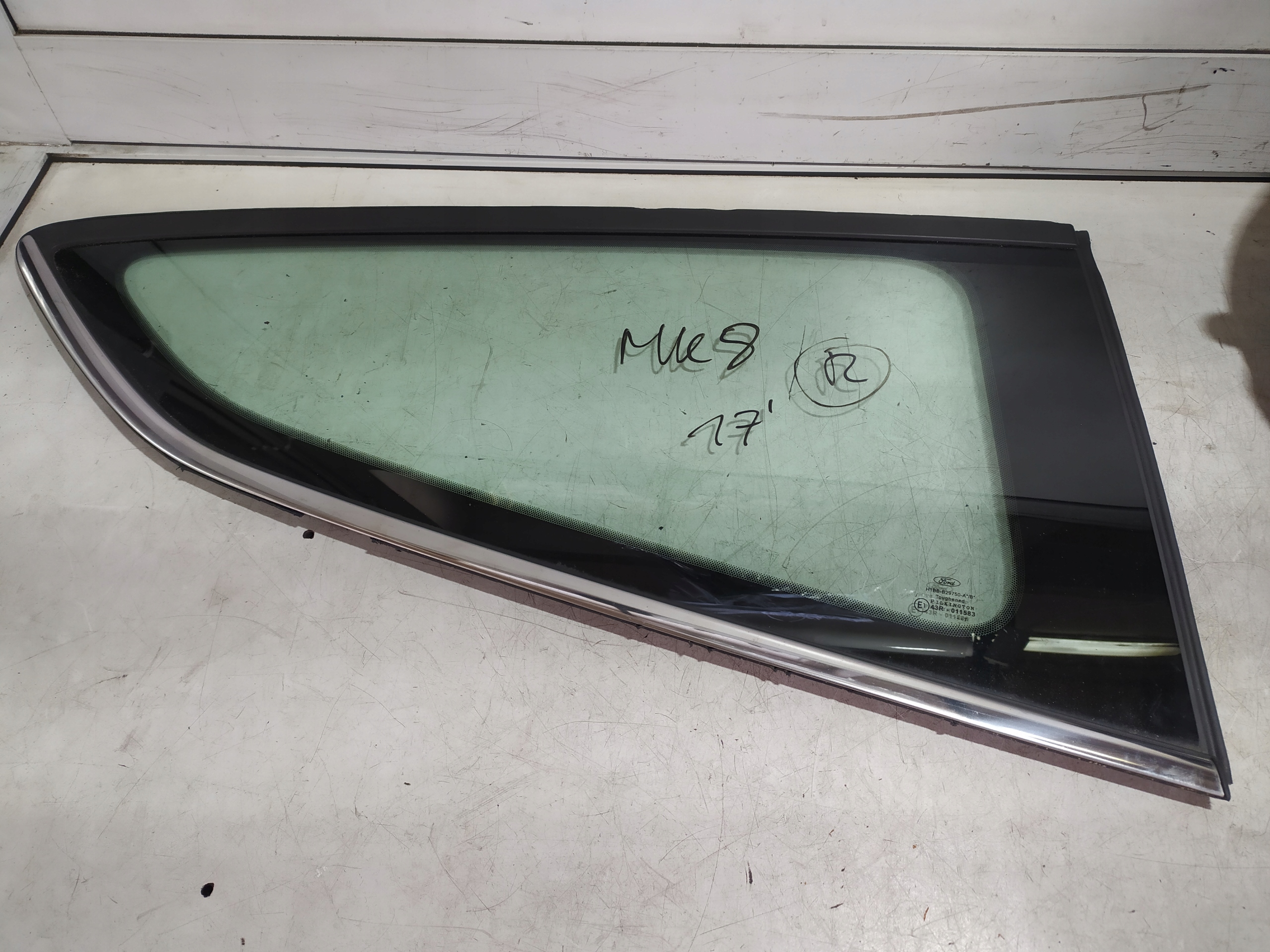 FORD FIESTA MK8 КУЗОВНОЕ СТЕКЛО ЗАДНЕЕ ПРАВОЕ