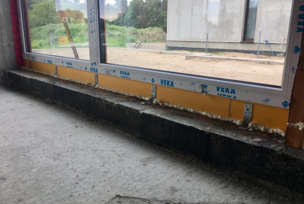 Listwa podokienna ciepła podbudowa Podwalina Purenit XPS h-100mm 600mm Materiał inny materiał