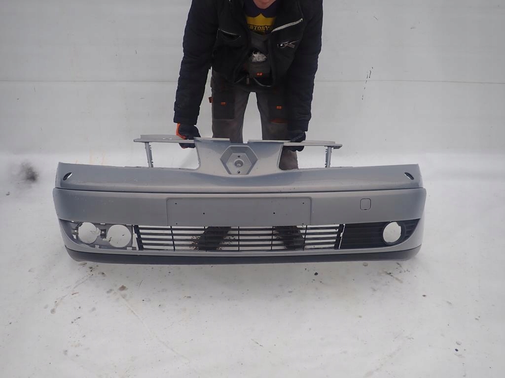 RENAULT ESPACE IV 4 02-06 bumper front washer