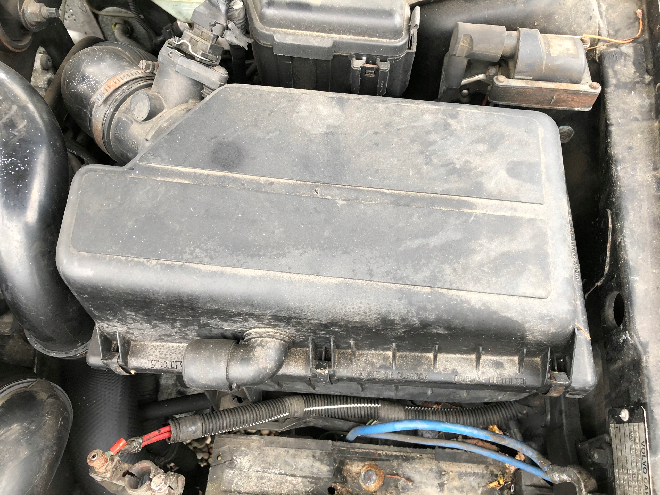 9189152 C70 - Корпус повітряного фільтра 2.4 T VOLVO 850 C V70 S70