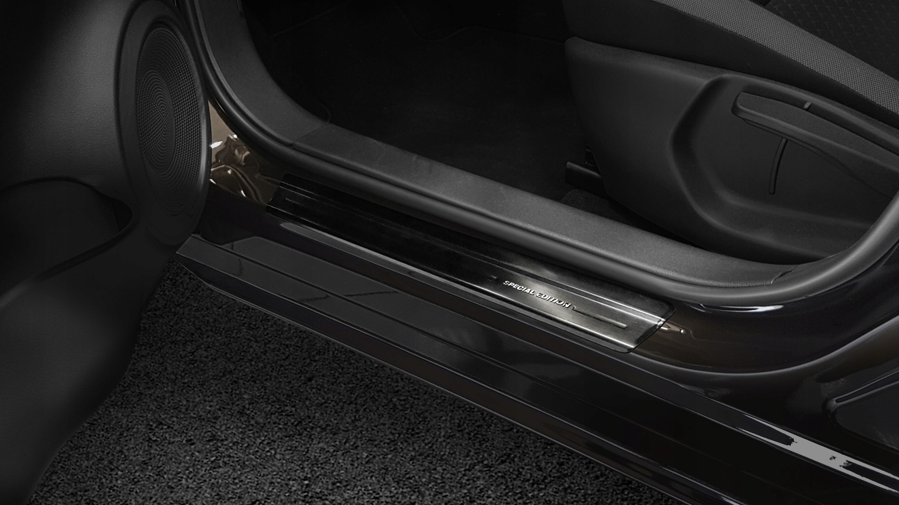 NISSAN JUKE II 2019 NAKLADKI LISTWY PROGOWE PROGI Producent Avisa