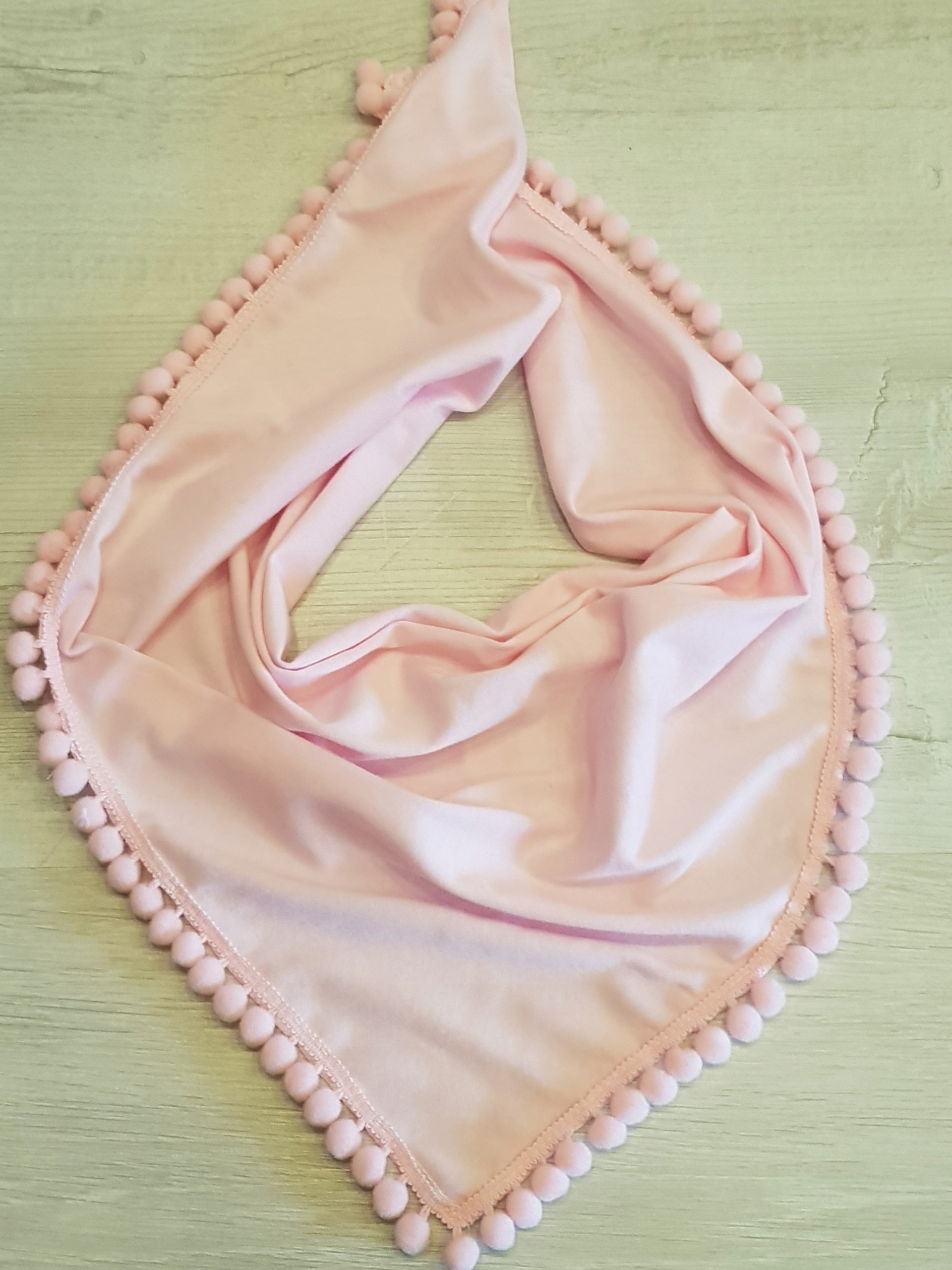 CHUSTKA KOMIN APASZKA POMPONIKI 8 WZORÓW 1-10 LAT Płeć dziewczynki