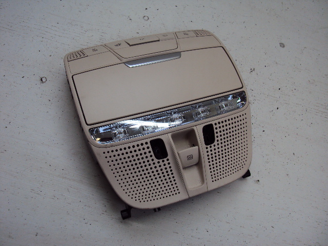 A0008275223 - Лампа освещения салона MERCEDES C-Class W205