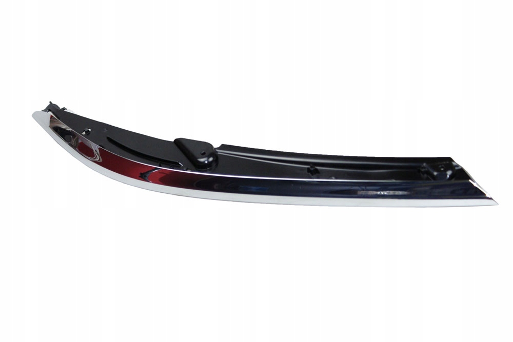 PASSAT B8 НАКЛАДКА НАД LAMPE PRAWAg0941120b