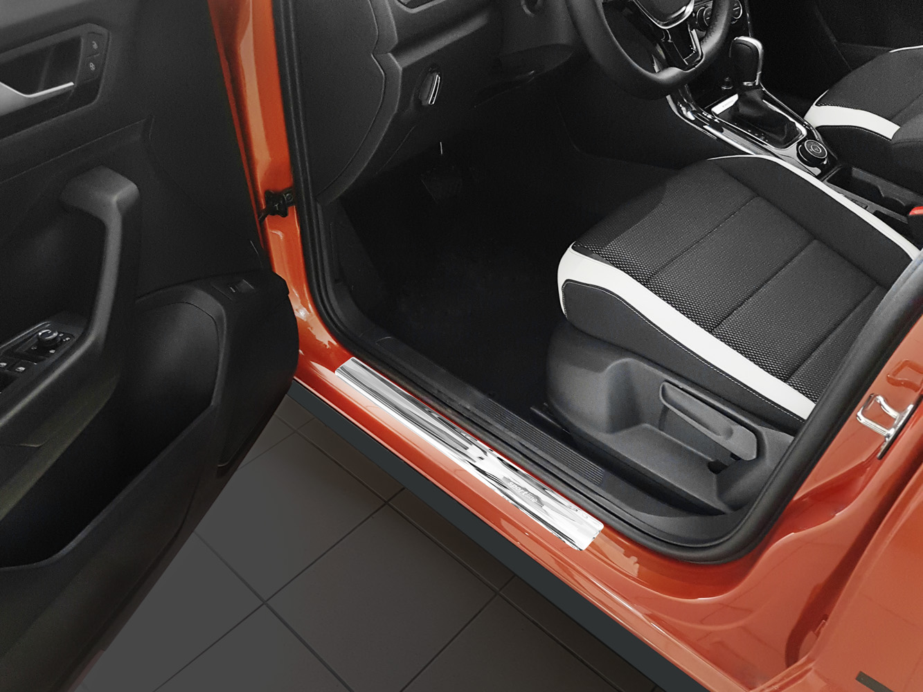 VOLKSWAGEN T ROC nakladki na progi progowe EAN 5901250220970