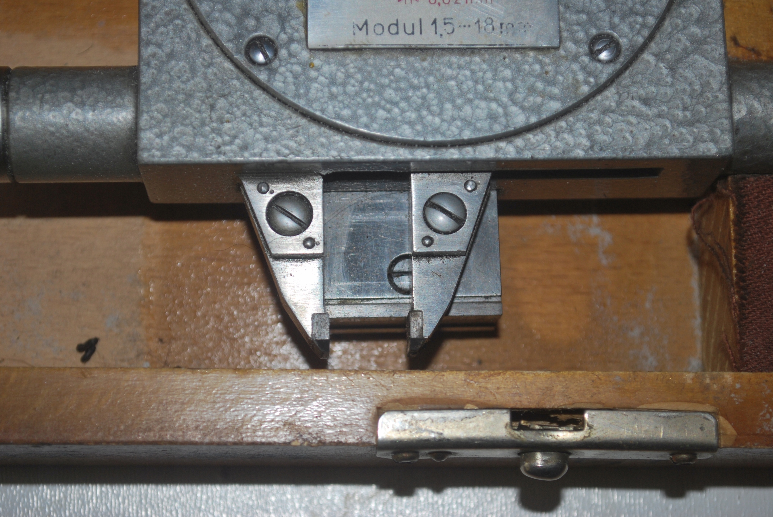 suwmiarka optyczna 1,5 - 18 MMST Kod producenta 1