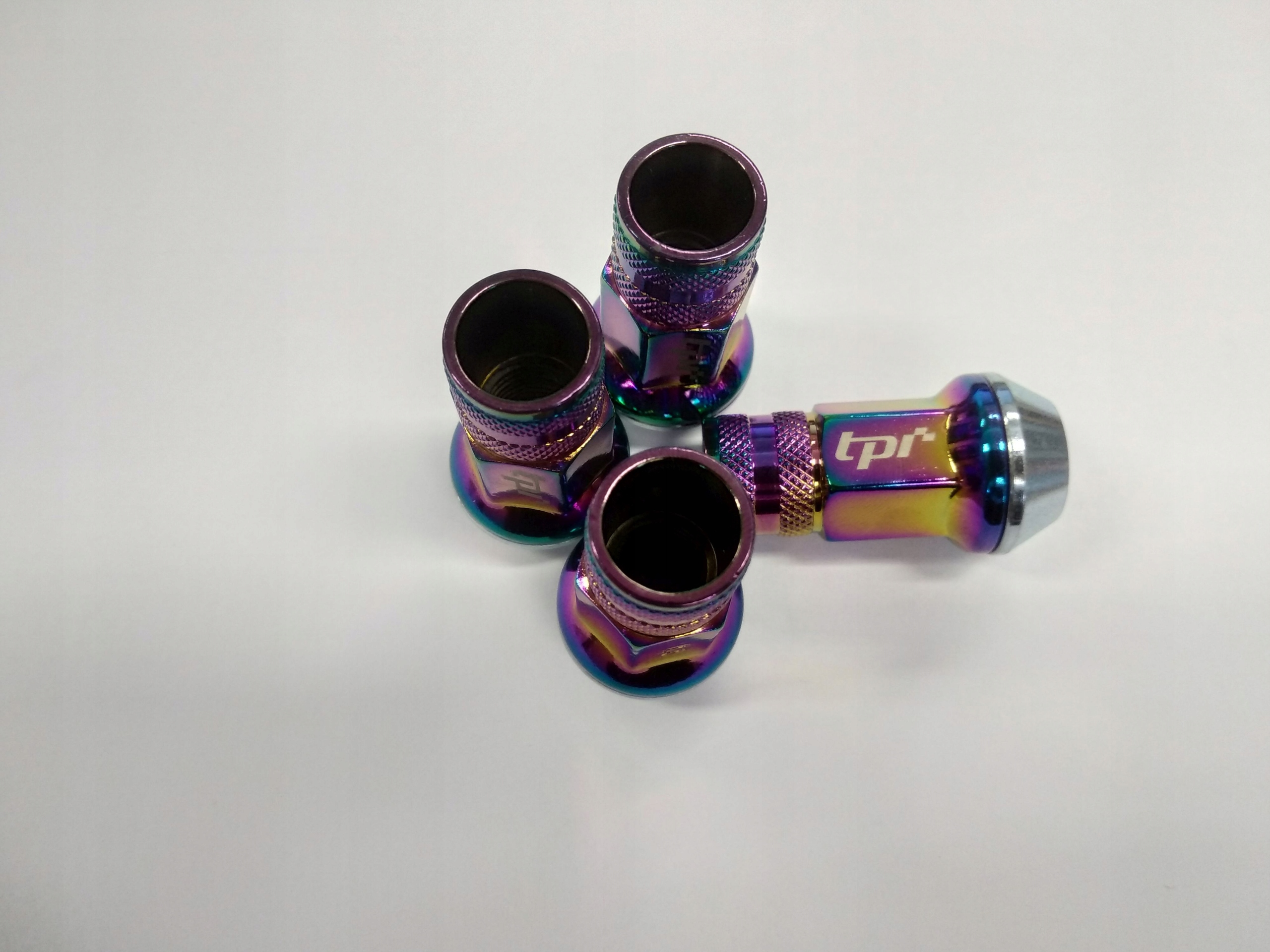 СПОРТИВНЫЕ ГАЙКИ TPI RACING NUTZ RAINBOW M12X1.5