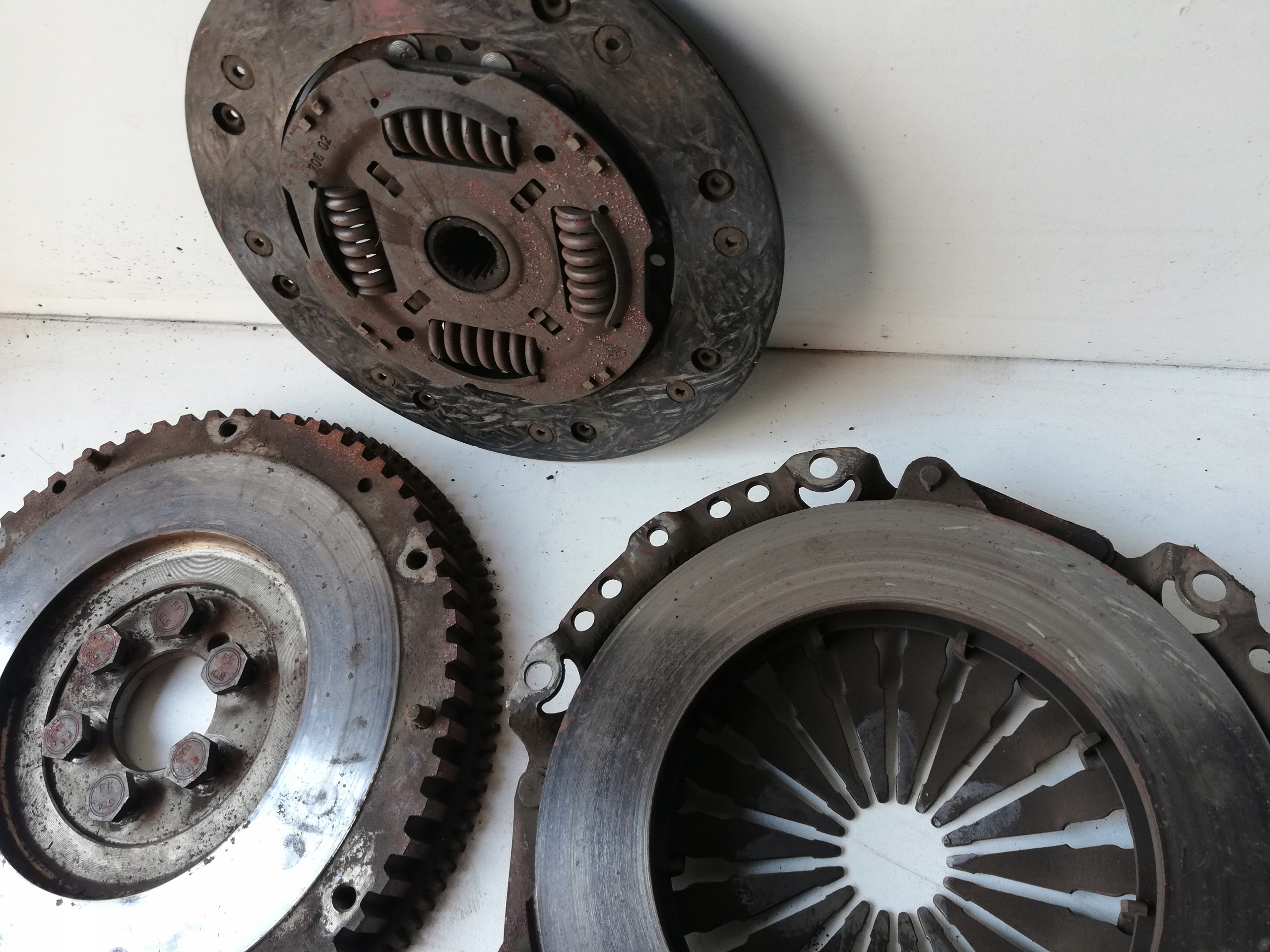 SPRZĘGŁO KOMPLET 20CQ16 PEUGEOT 307 CITROEN C4 1.6 Producent części Peugeot OE