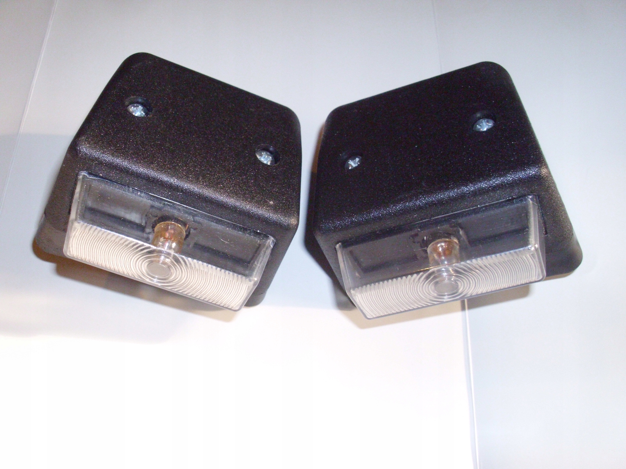 6533435 6533437 - Габаритний ліхтар на даху Ford Transit, Trateo 91-13