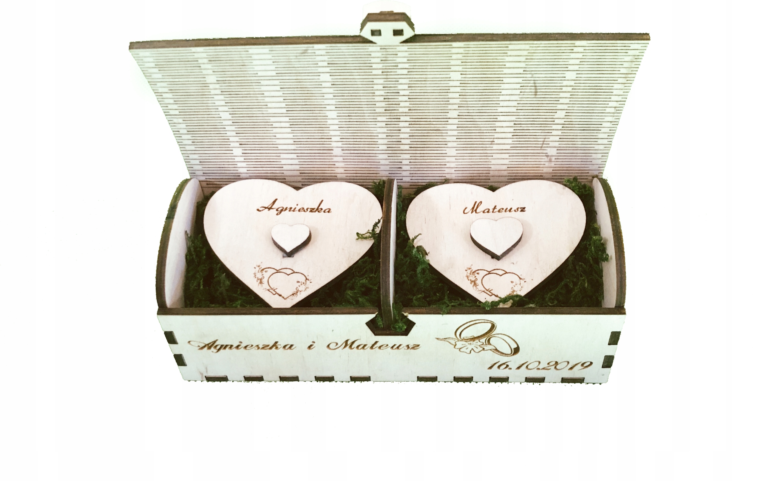 Krabička na snubní prsteny, uzavíratelná jako kufřík Gravírování Ruční práce Polský