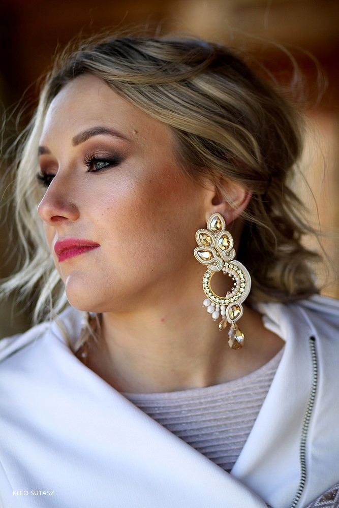 PIĘKNE KOLCZYKI ŚLUBNE SZAMPANOWE ZŁOTE ECRU 11 CM Płeć kobieta