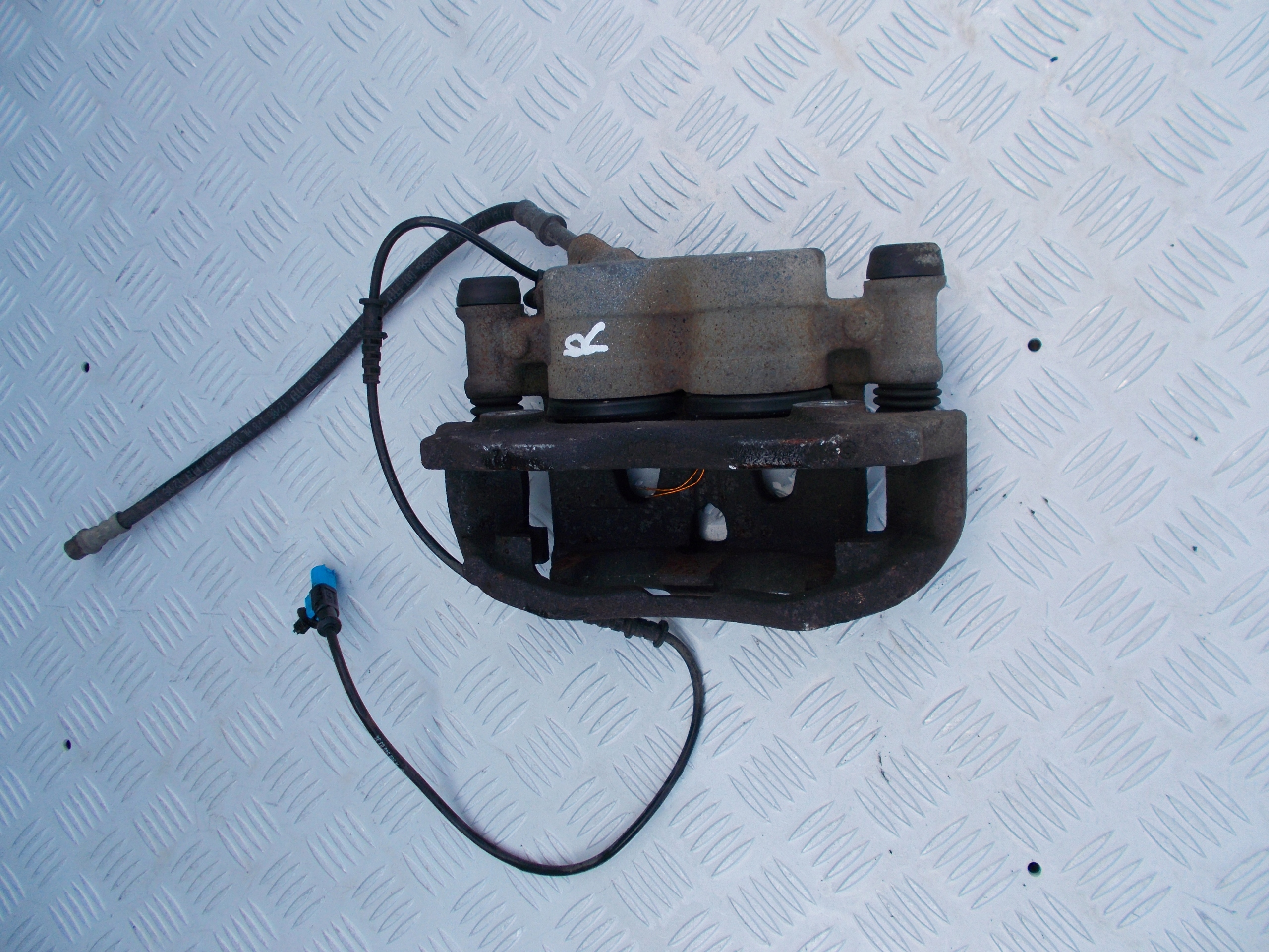 VOLKSWAGEN CRAFTER MERCEDES SPRINTER 906 caliper brakes right front JARZMO