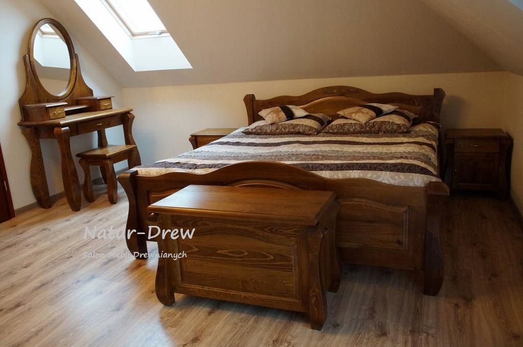 Kredens z Drewna Litego - Model Love PRODUCENT Liczba drzwi 4