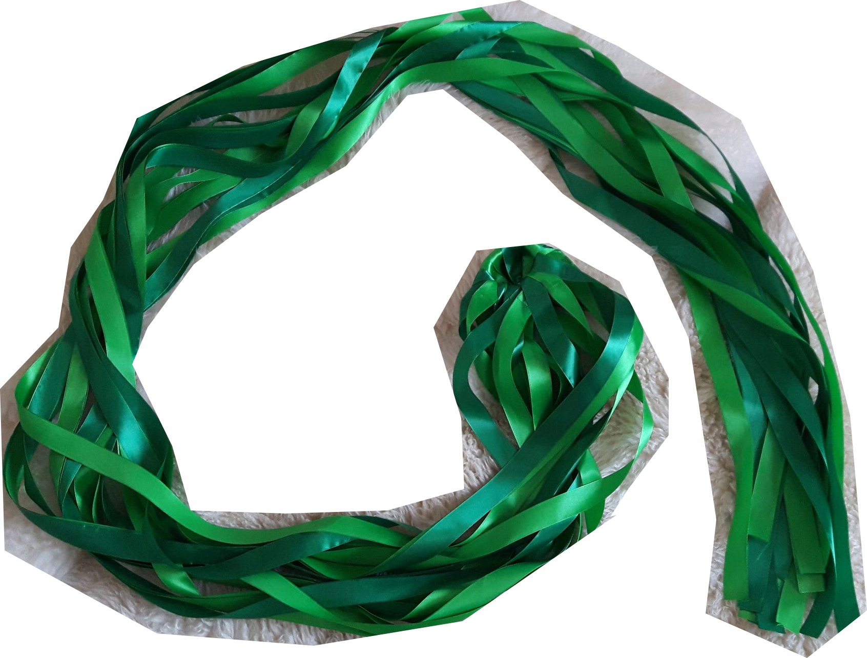 řemínek na svatební kytici pro svatební radovánky