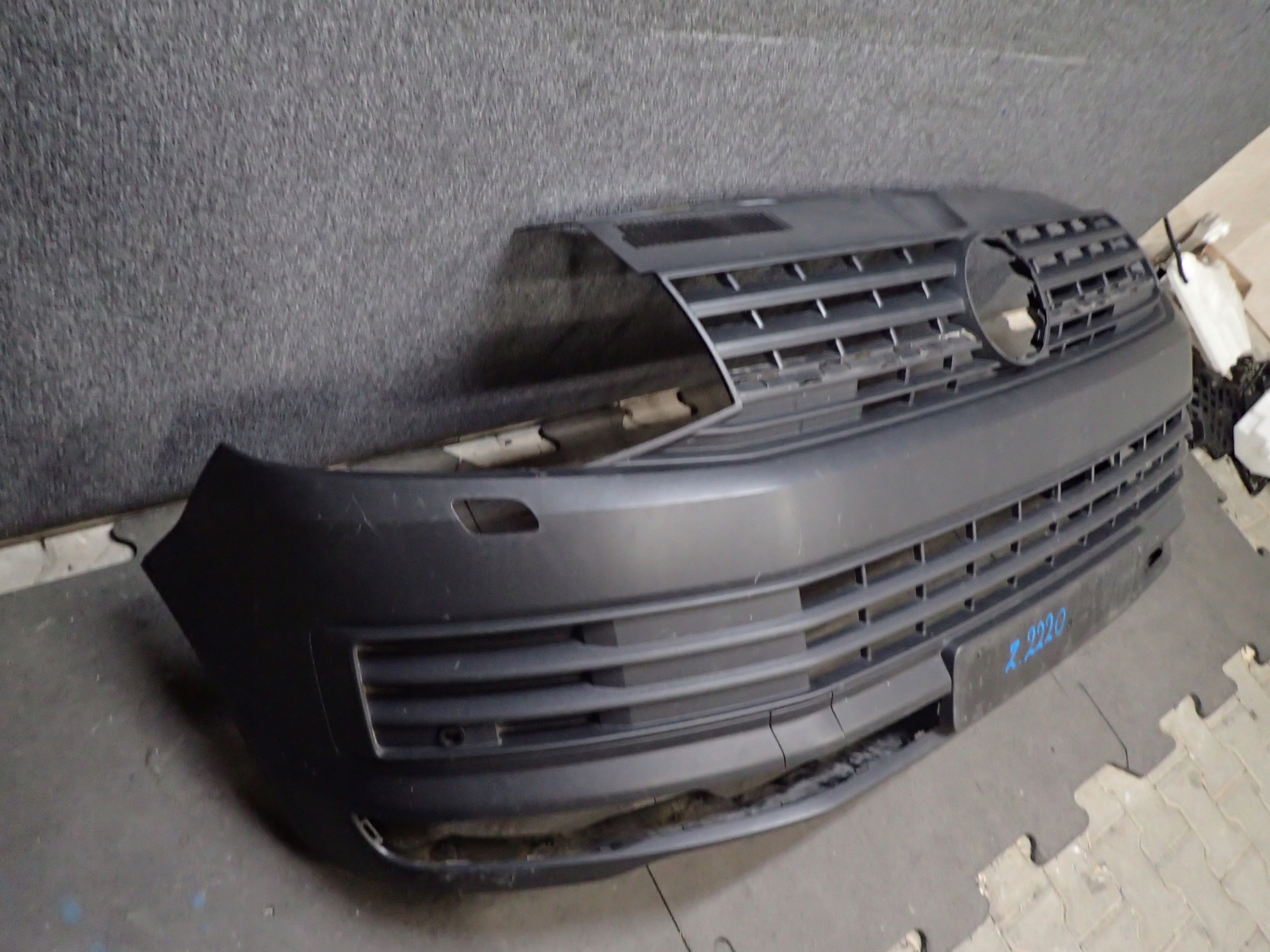 branik prednji dio VW T6