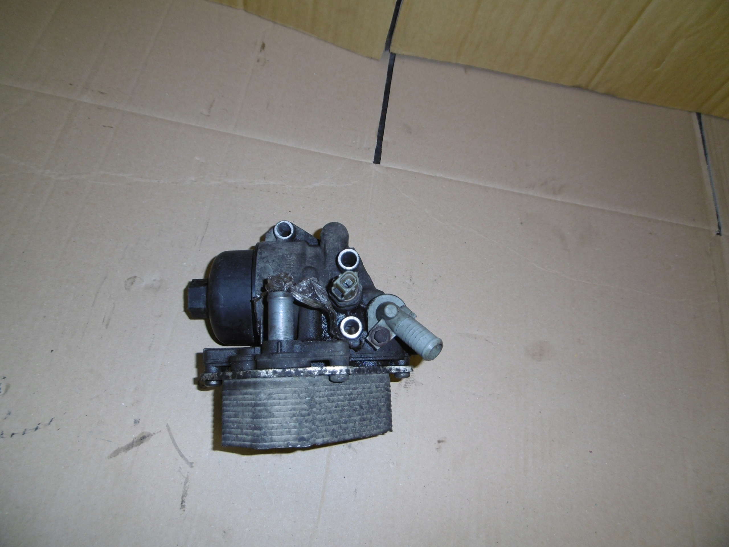 JUMPER BOXER 2.2 HDI 06-основание масляного фильтра E4