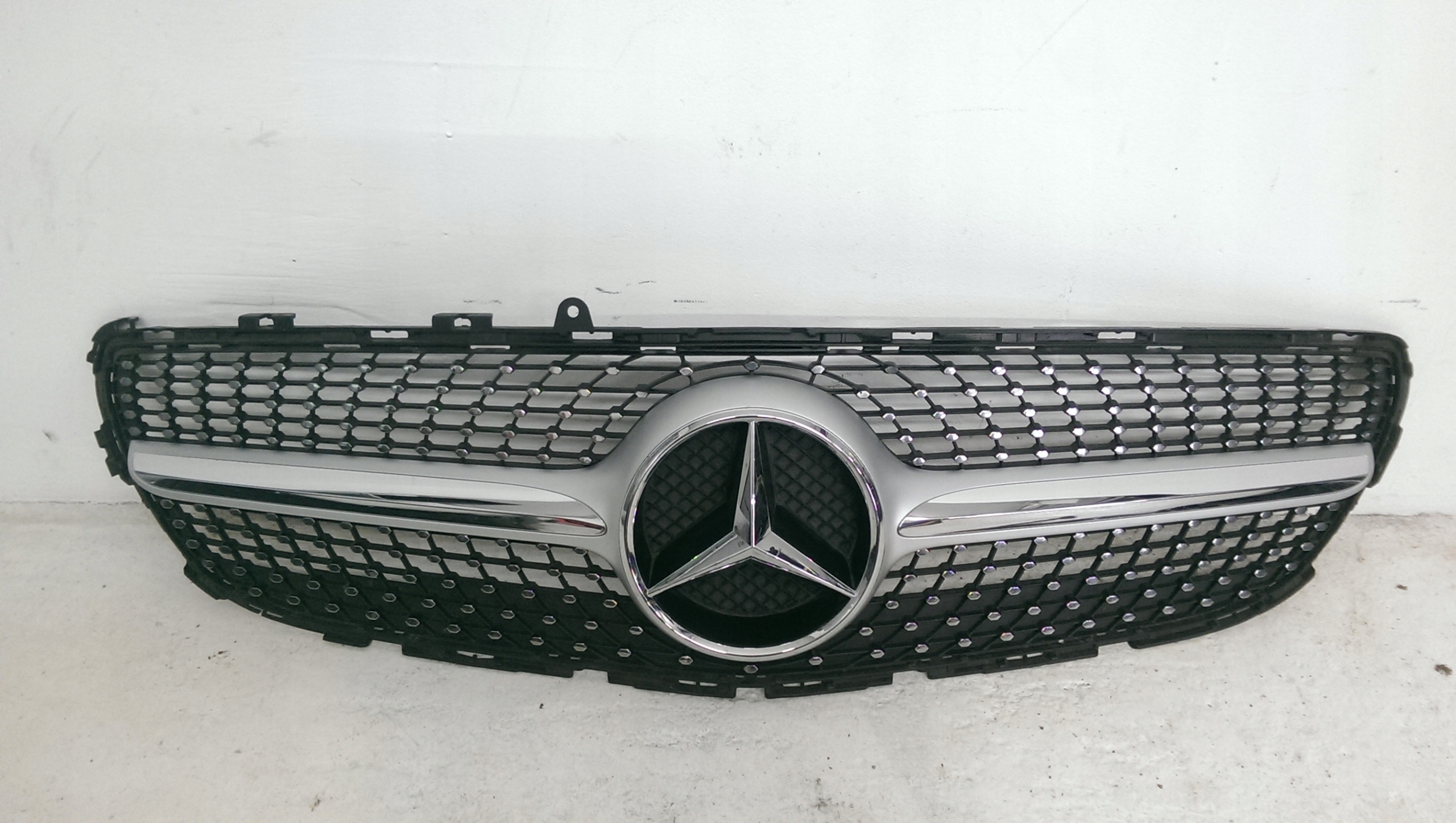 Mercedes-Benz CLS W218 Kühlergrill FRONTGRILL Kühlergitter - Thumbnail 2