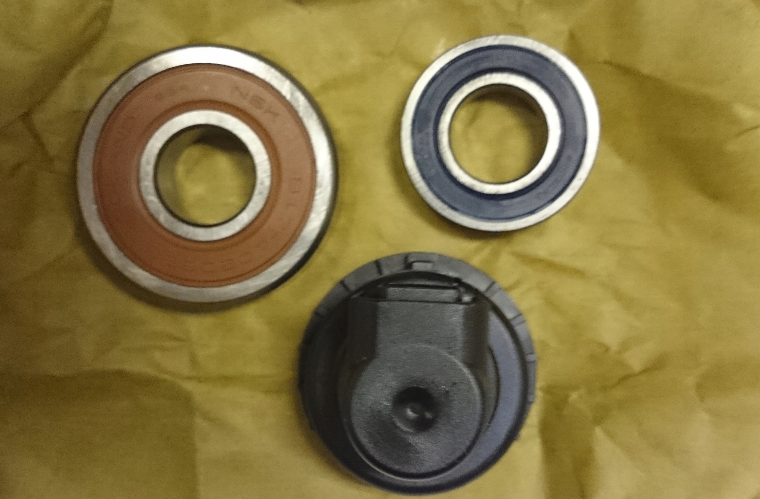 Mercedes Benz kpl Lozysk alternatora A 0009805115