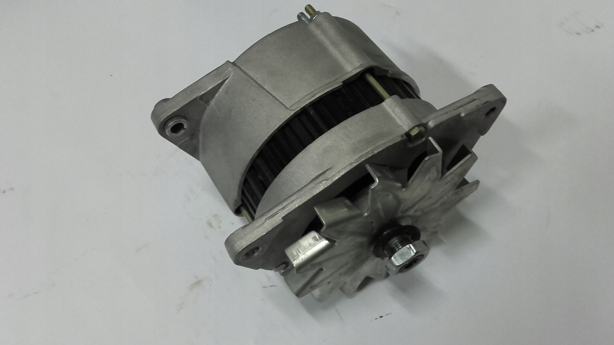 714/40476 - JCB 3CX ГЕНЕРАТОР 12V 70A ЛЮБЛИН