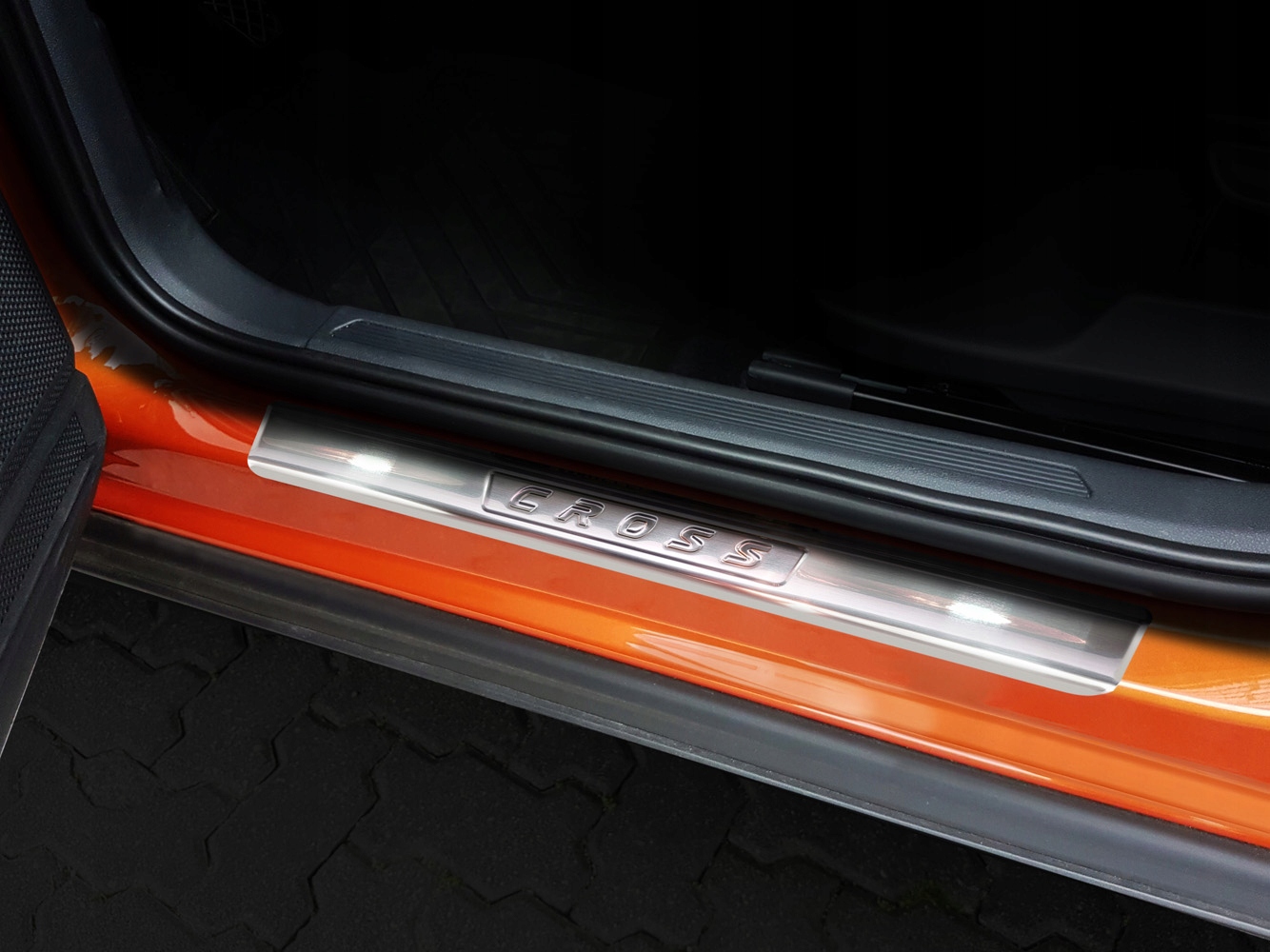 VOLKSWAGEN T Cross nakladki na progi progowe Producer Avisa