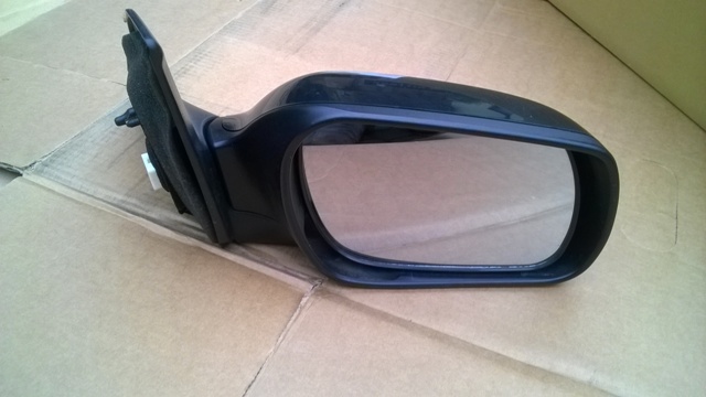 MAZDA 3 2003-2008 lusterko prawe elektryczne czarn