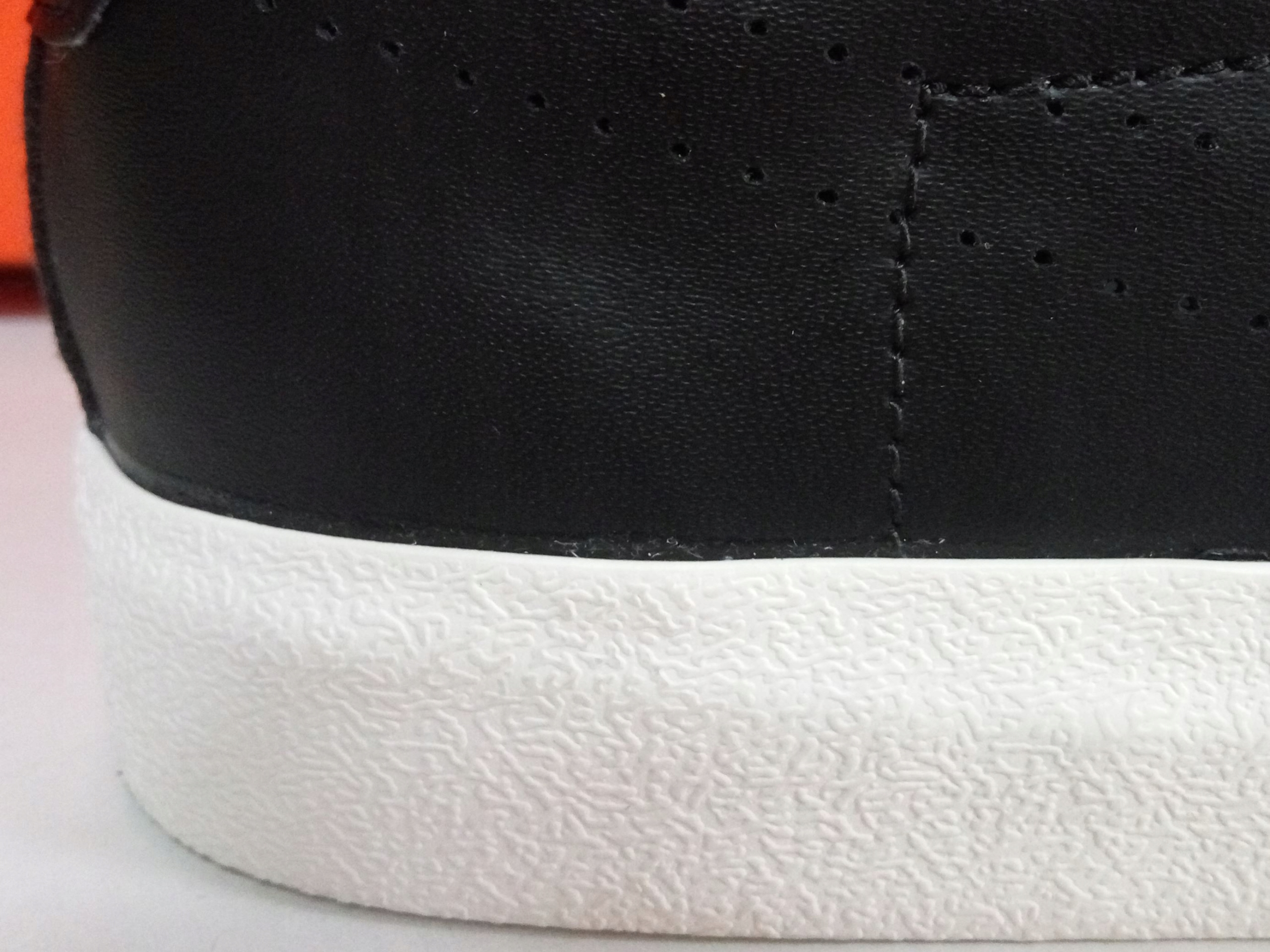 buty NIKE TENNIS CLASSIC AC LEATHER 042 r. 44 SB Rozmiar 44