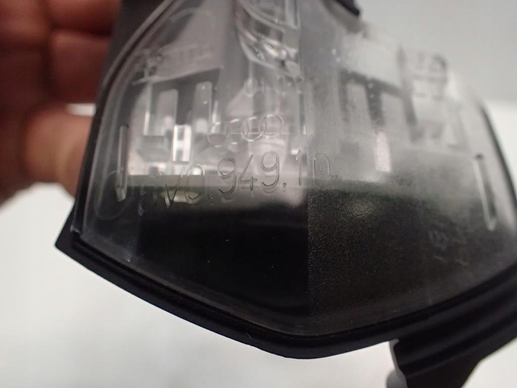 Kierunkowskaz lusterka prawy AUDI A3 13- 8V Producent części Audi OE