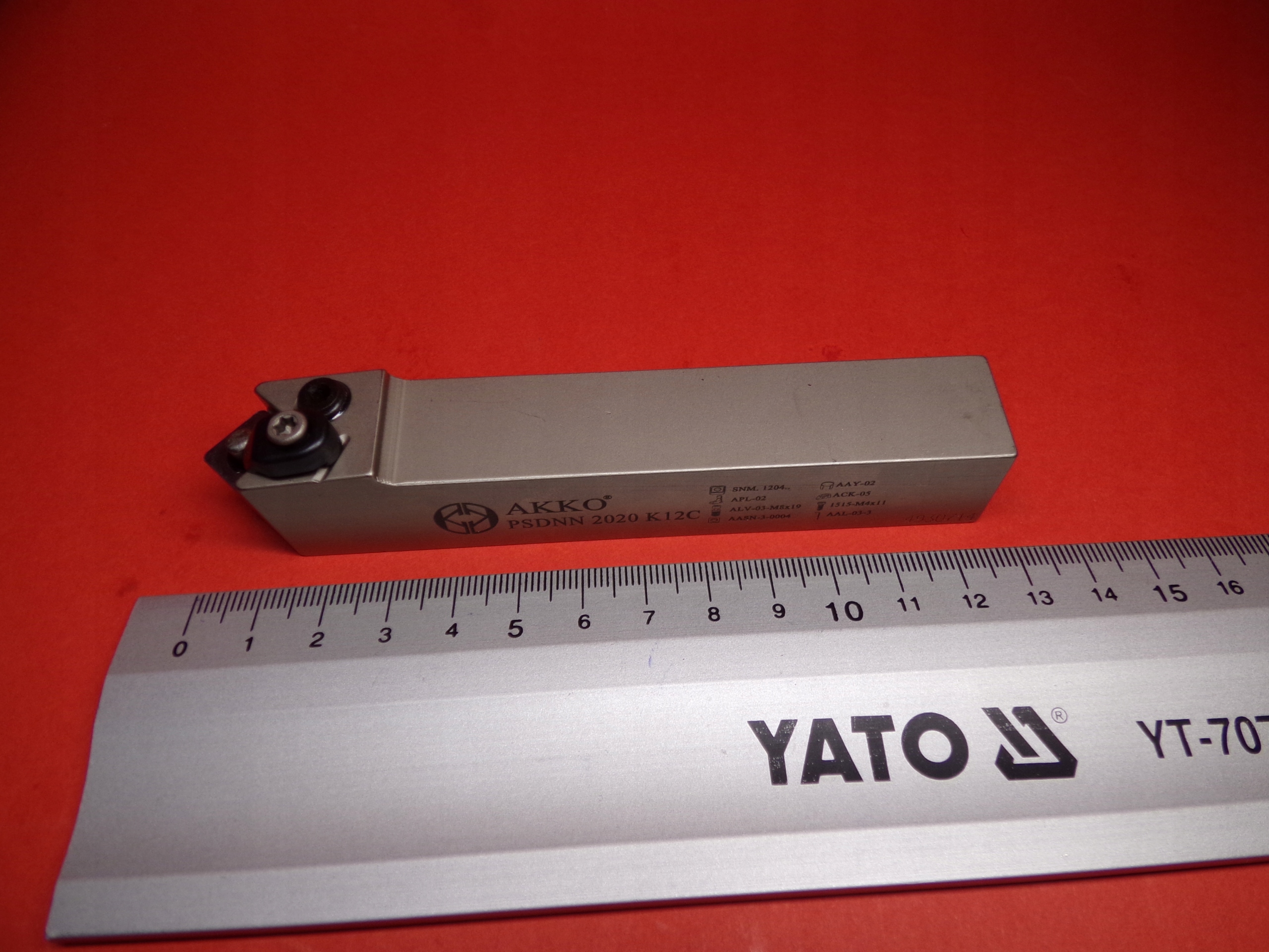 NÓŻ TOKARSKI PSDNN 2020 K12C NA SNMG 1204 Marka Akko