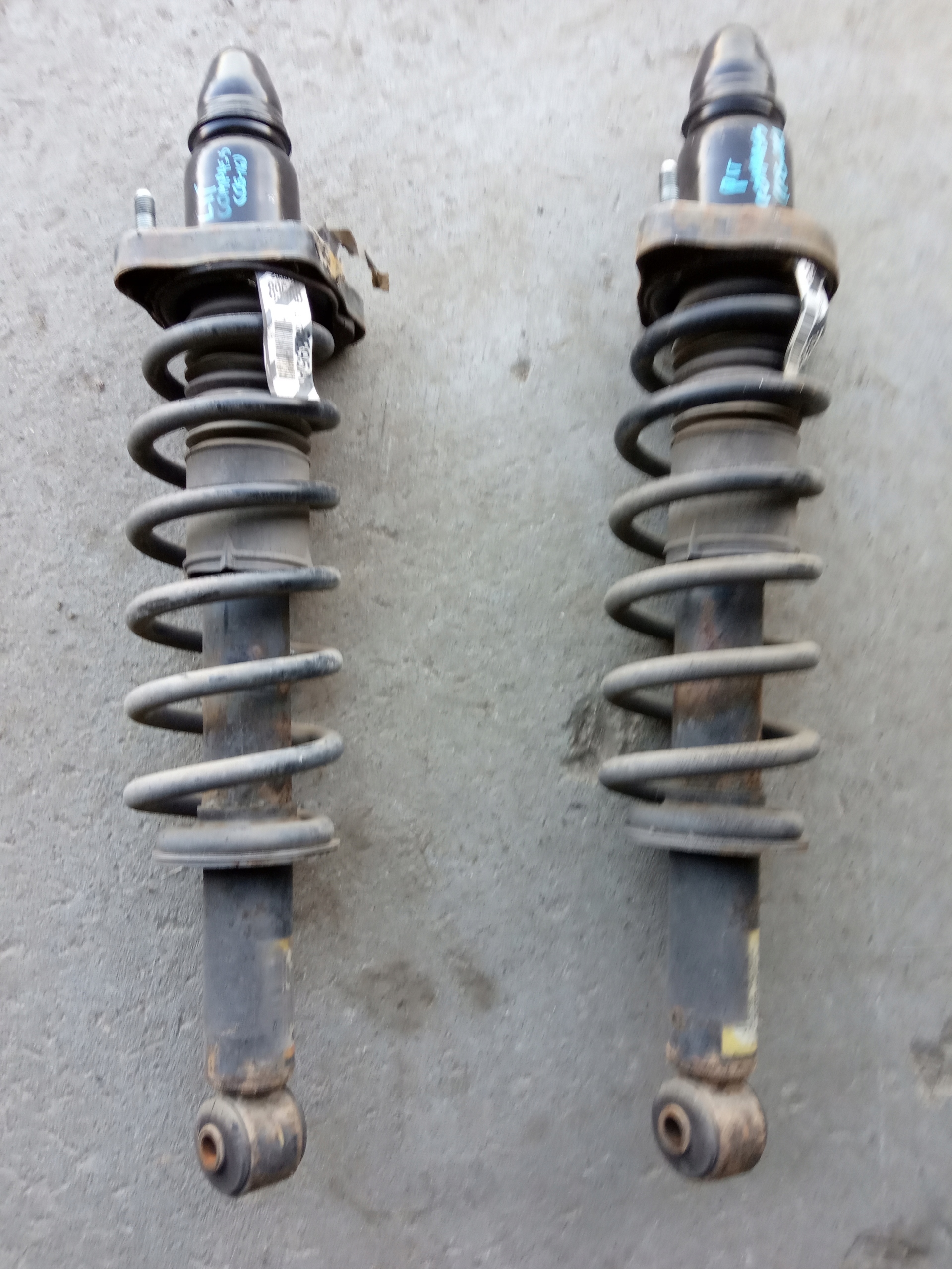 P05105178AE - Jeep Compass 06-16 задній амортизатор 4x4 2.4 B США