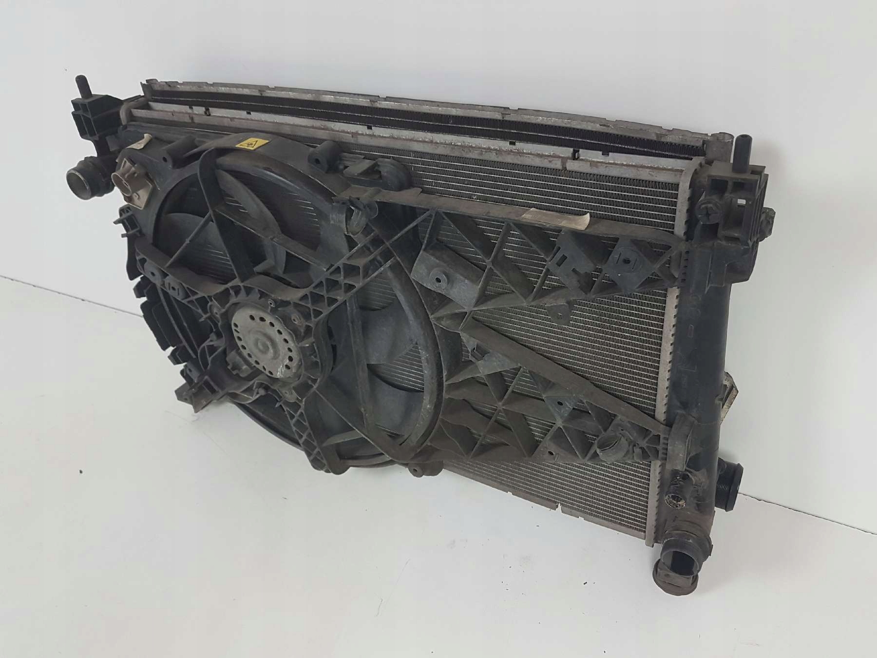 FIAT DOBLO II COMBO D 1.6JTD radiator KOMPLET
