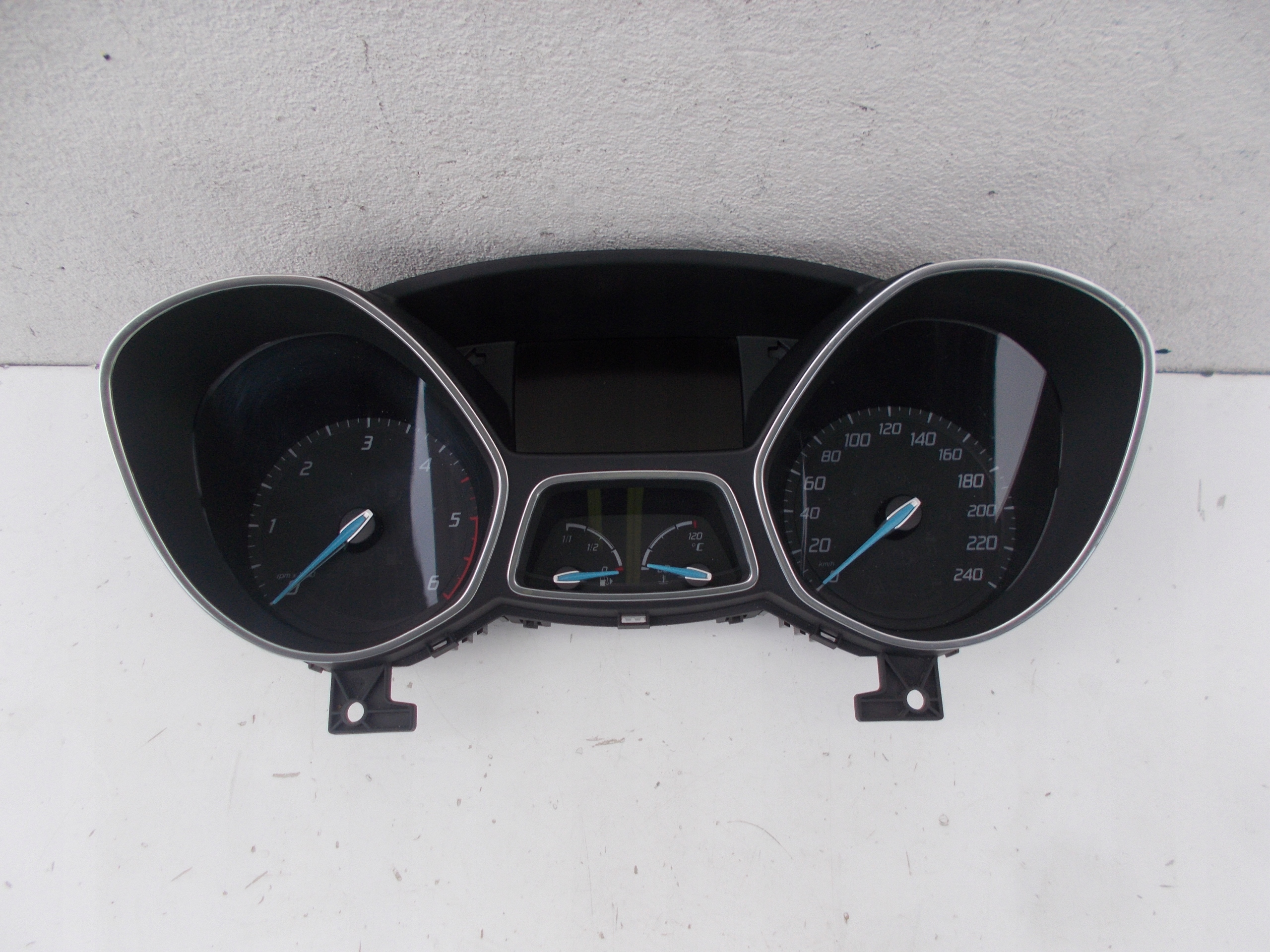 Licznik zegary Ford Focus mk3 BM5T-10849-LP