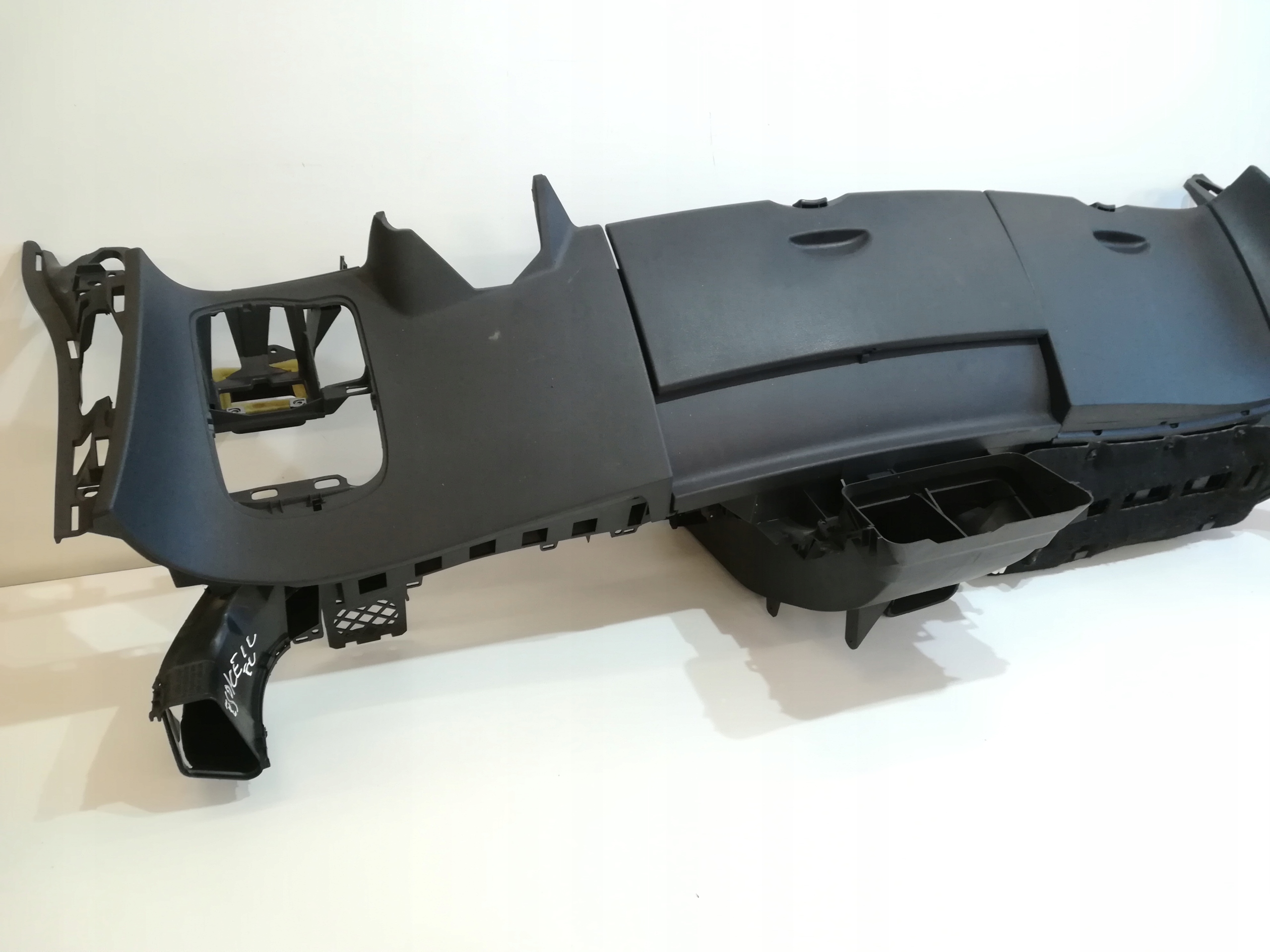 PÓŁKA SCHOWEK DESKA ROZDZIELCZA RENAULT ESPACE IV Producent części Renault OE