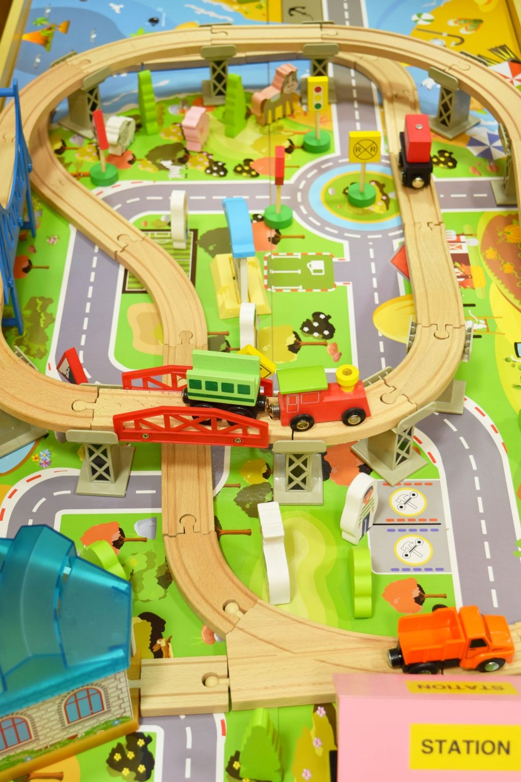 Drewniana Kolejka ANTEK Pociąg Stacja Miasto Most Wiek dziecka 3 lata +