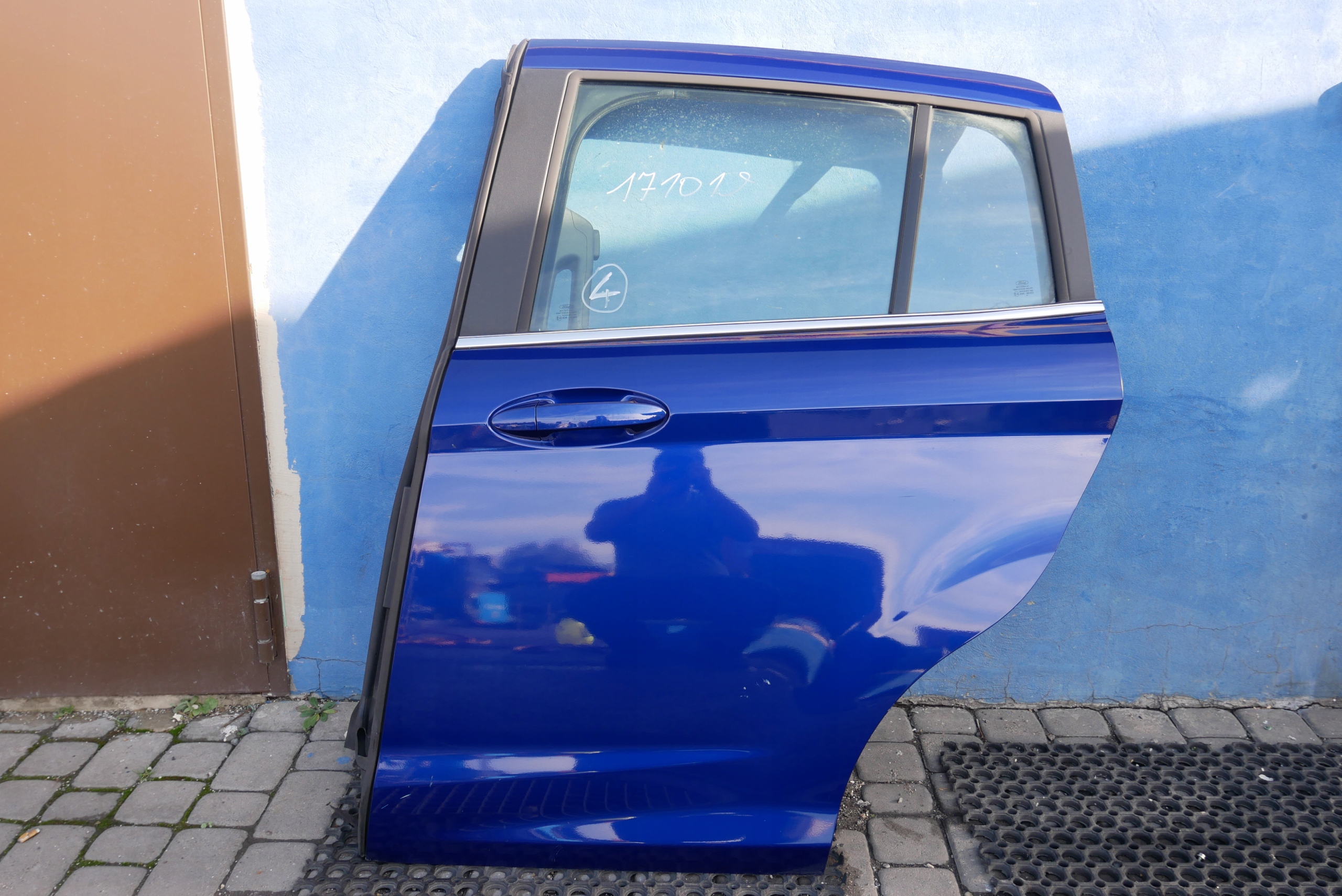 FORD B-MAX B MAX DRZWI LEWE TYŁ DEEP IMPACT BLUE Strona zabudowy tył - lewa