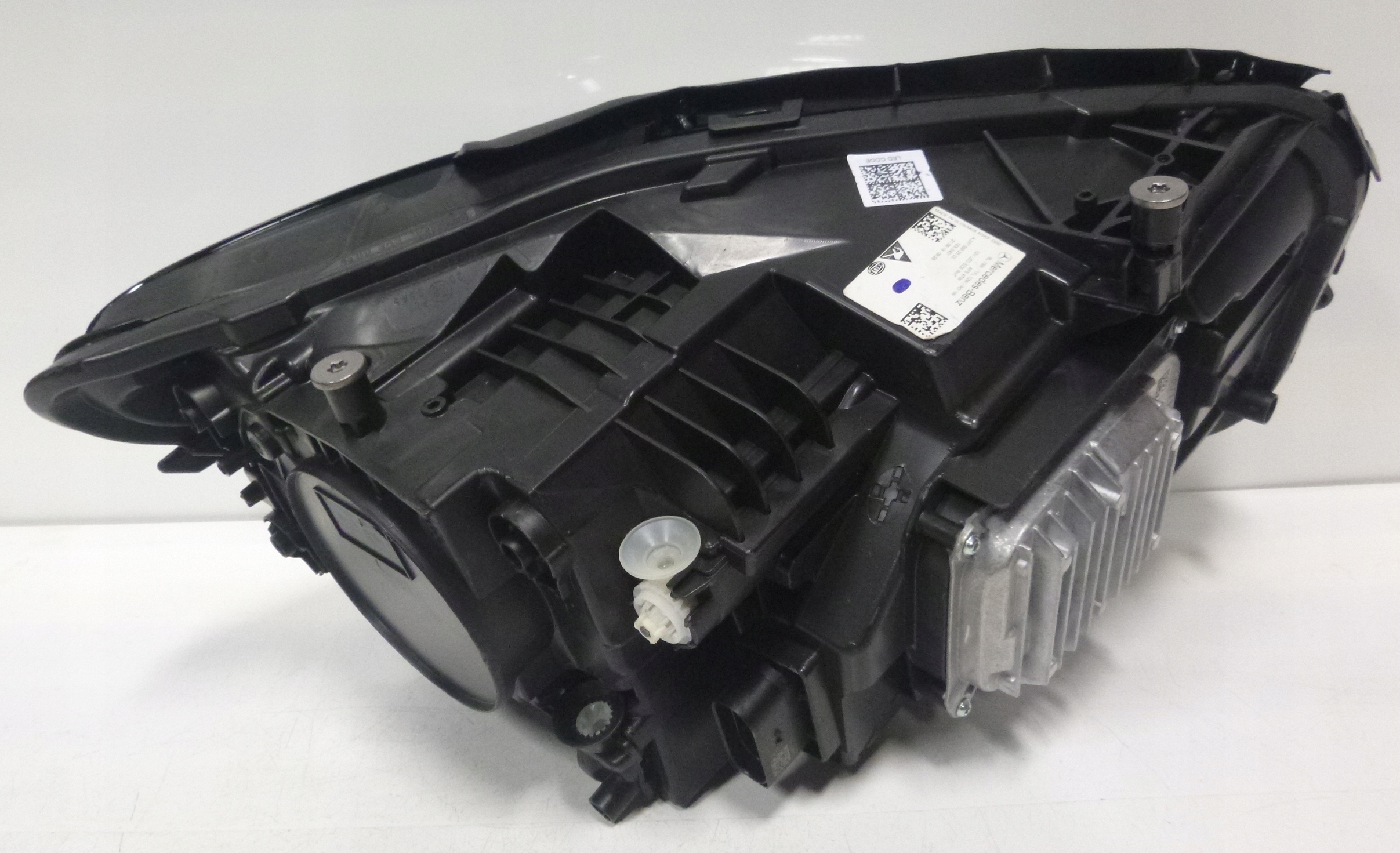 MERCEDES B KLASA W247 LAMPY PRZEDNIE PRZÓD Typ samochodu Samochody osobowe