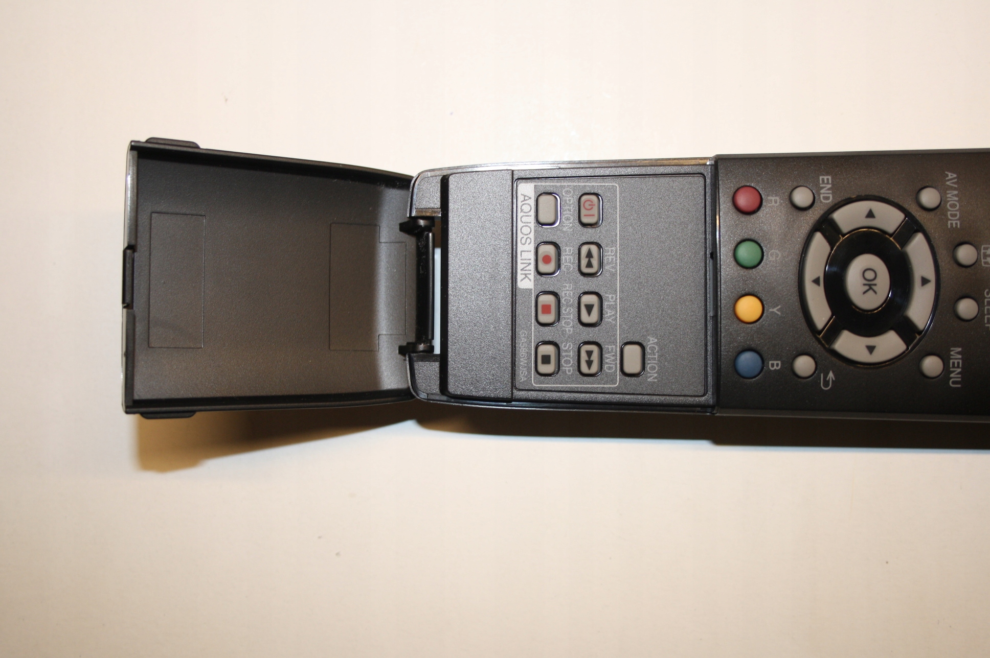 PILOT SHARP AQUOS GA586WJSA LC40LE600E ORYGINAŁ ! Model GA586WJSA