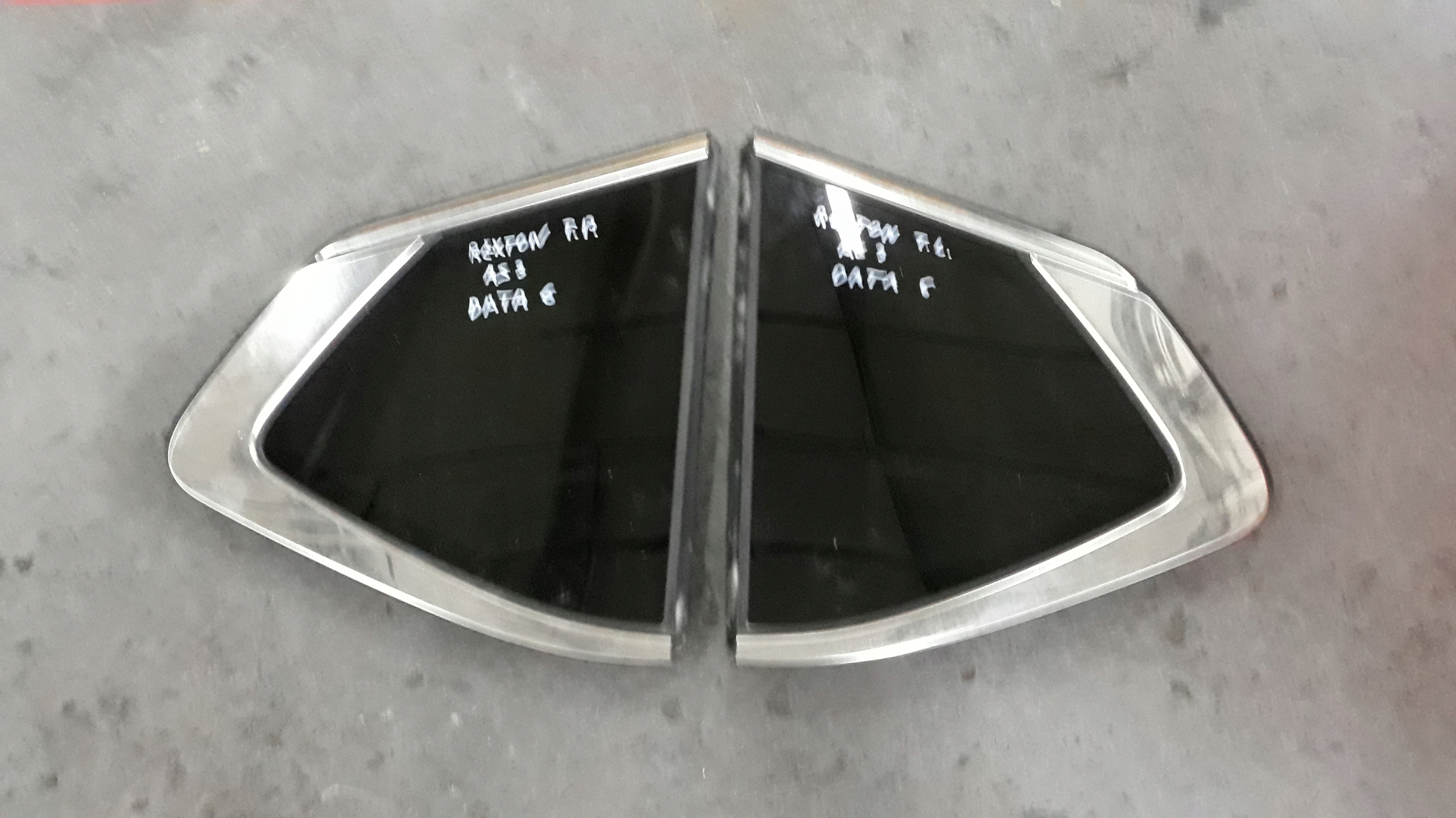 SSANGYONG REXTON G4 IV 2017 - SZYBA KAROSERYJNA