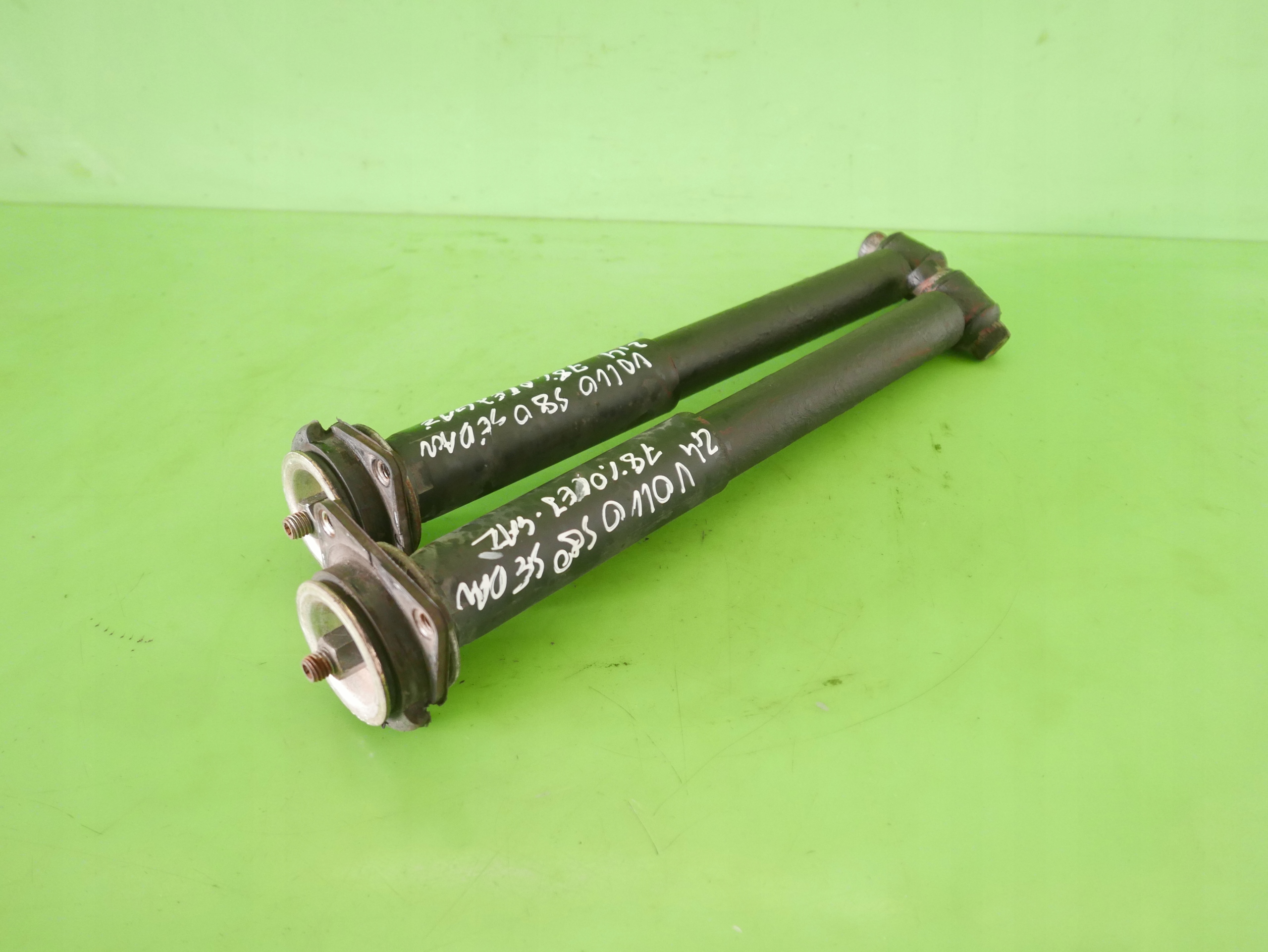 AMORTYZATORY TYŁ TYLNE VOLVO S80 I SEDAN 98-04 Producent części Inny