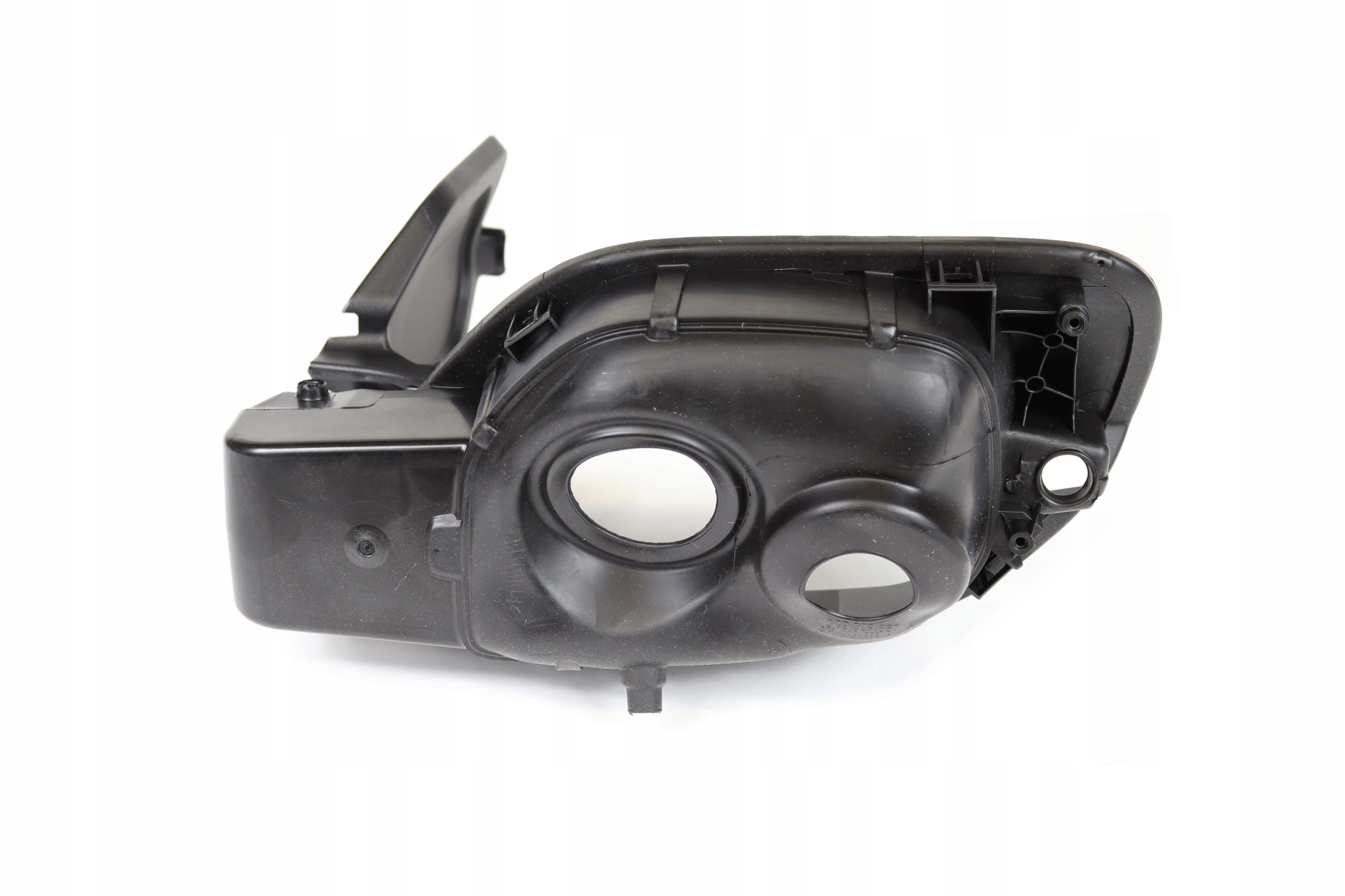 KLAPKA MOCOWANIE WKLAD WLEWU PALIWA VW PASSAT B8 Color black