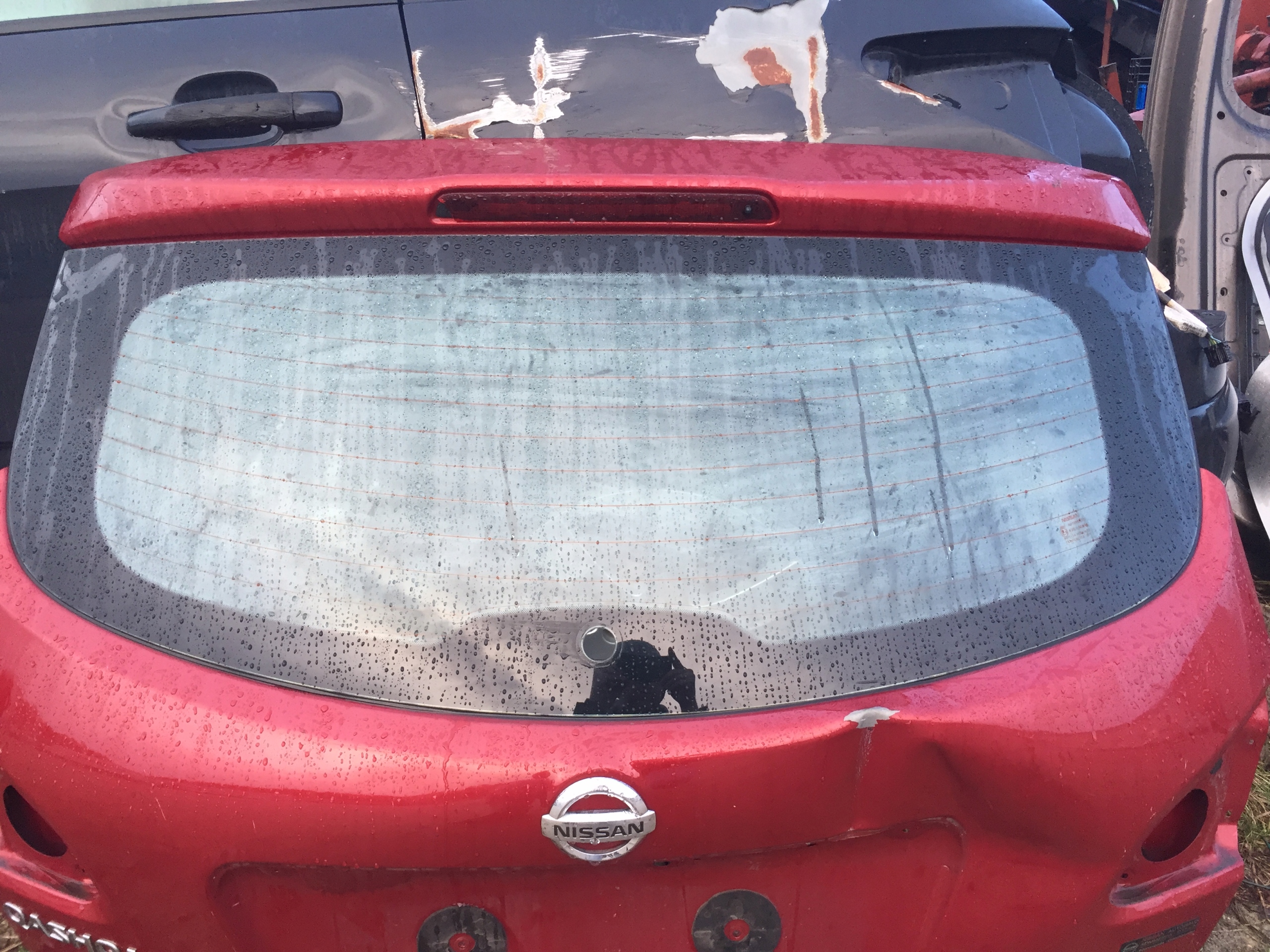 Заднє скло закрилка Nissan Qashqai J10 2011