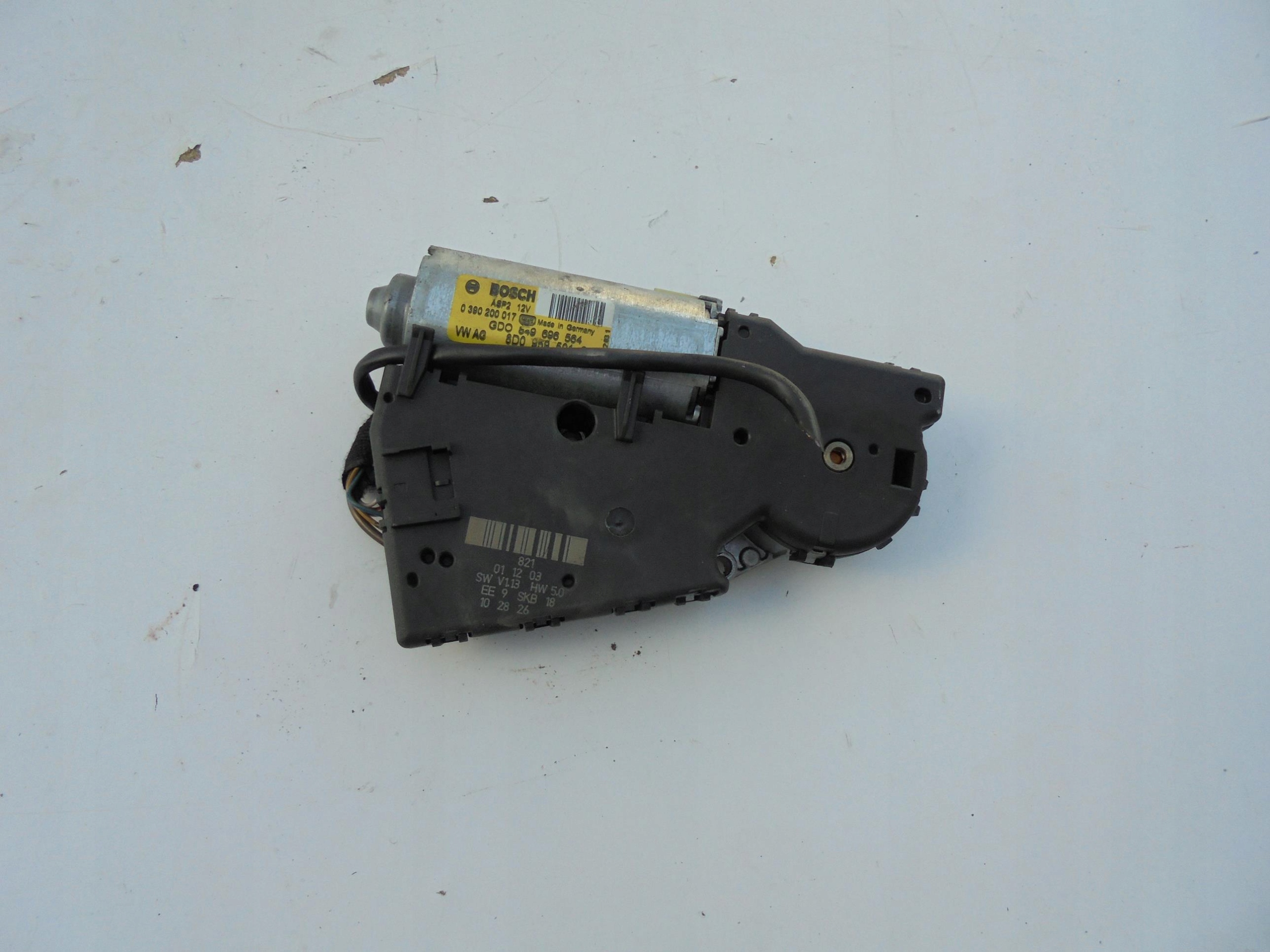 ДВИГАТЕЛЬ ЛЮКА 8D0959591C PORSCHE CAYENNE